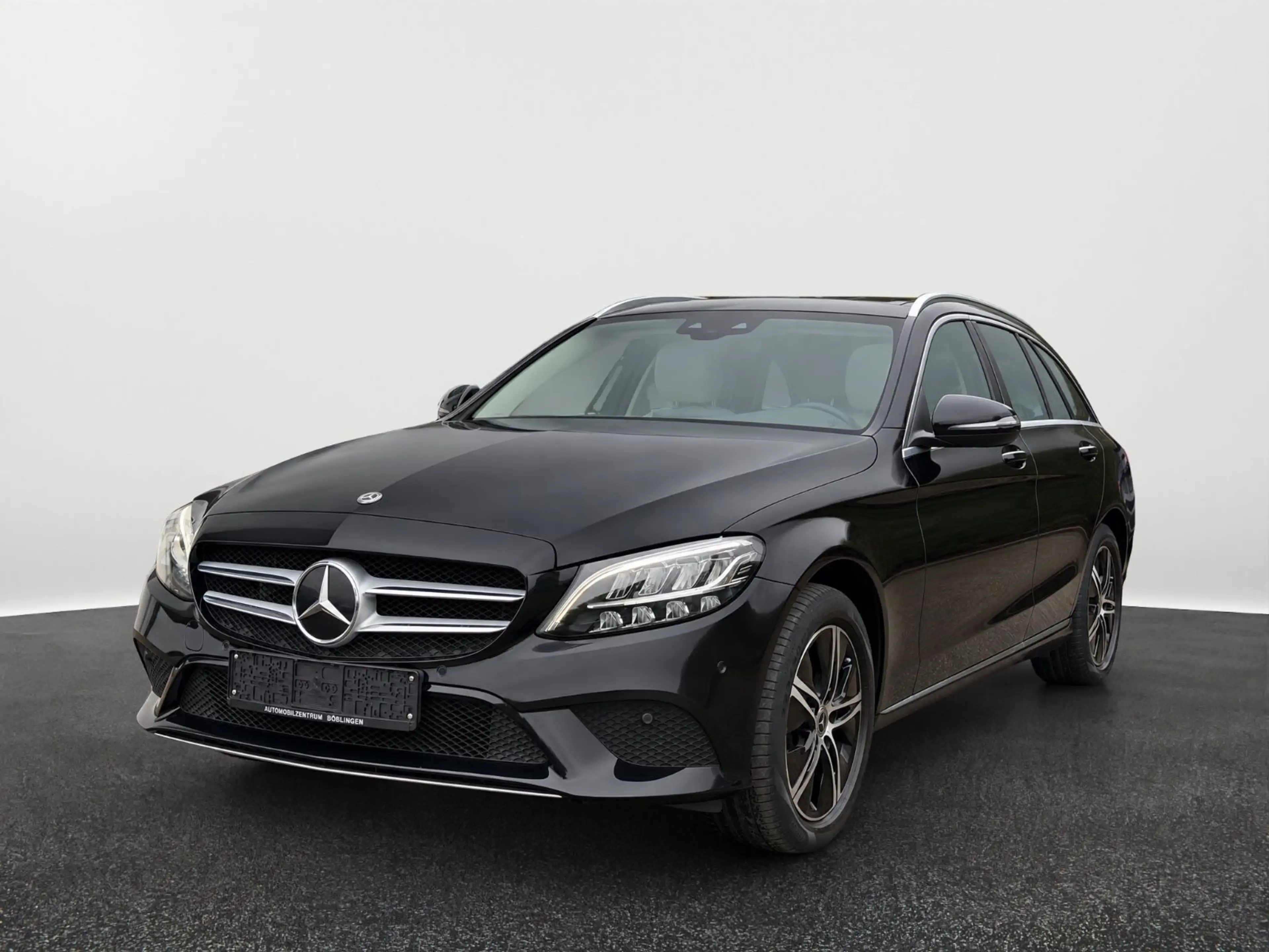 Mercedes-Benz C 220 C T-Modell C 220 d 4Matic*PANO*CARPLAY*AHK