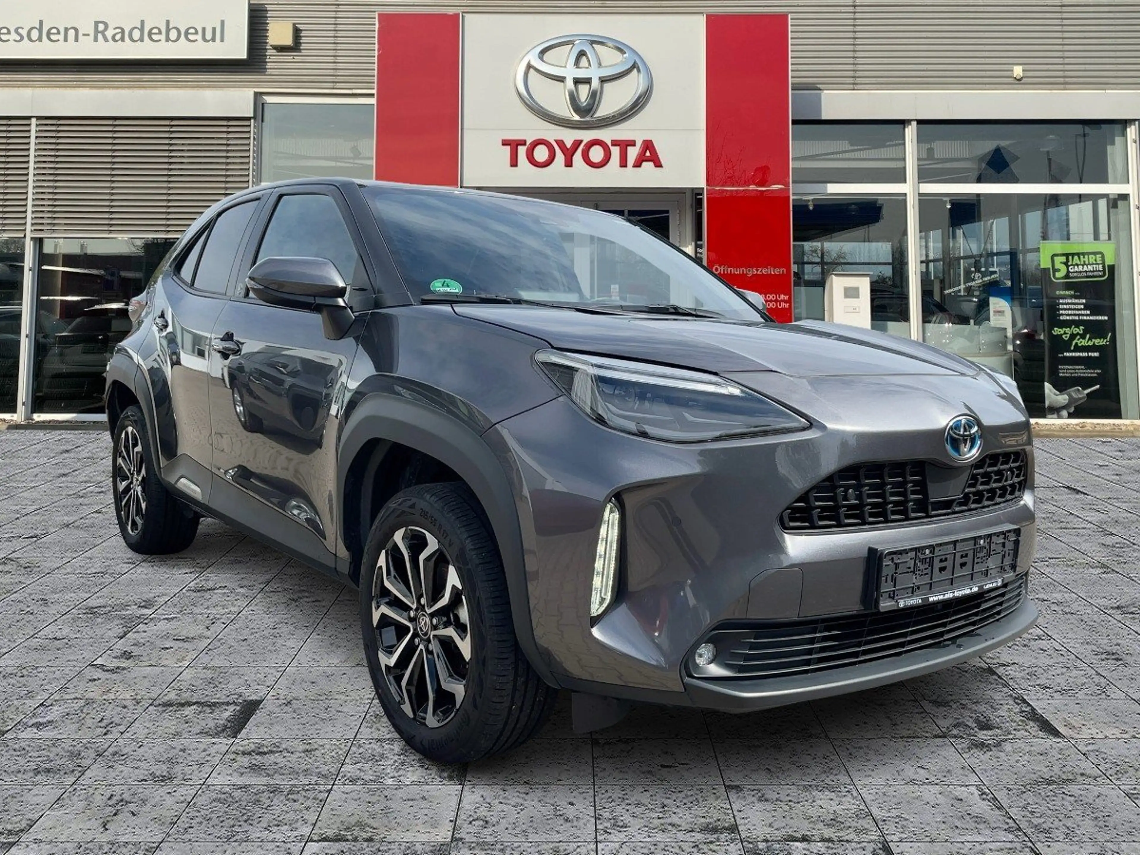 Toyota Yaris Cross 1.5 Hybrid FWD Team D AHK*Navi*ACC — photo 9