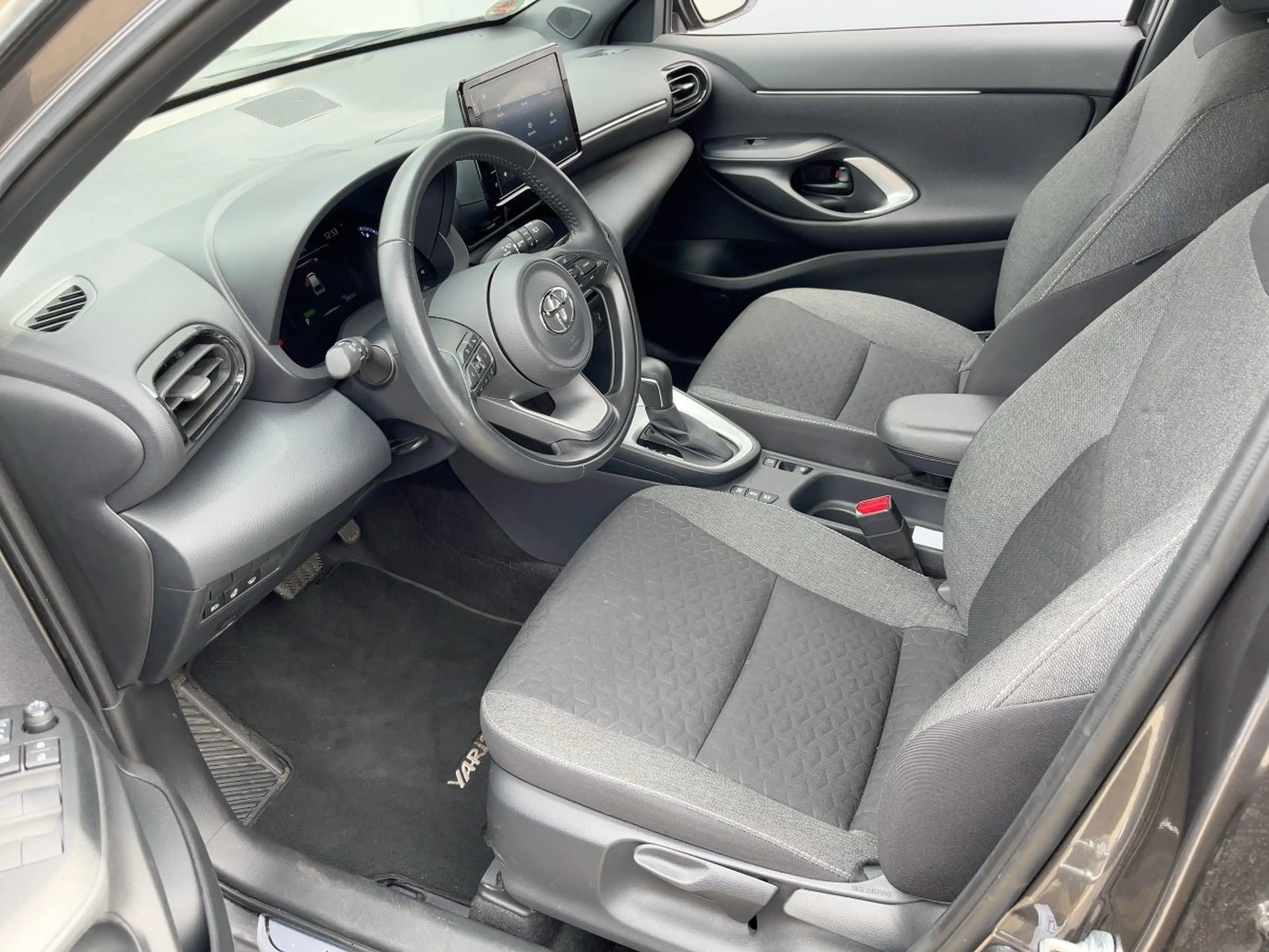 Toyota Yaris Cross 1.5 Hybrid FWD Team D AHK*Navi*ACC — photo 10