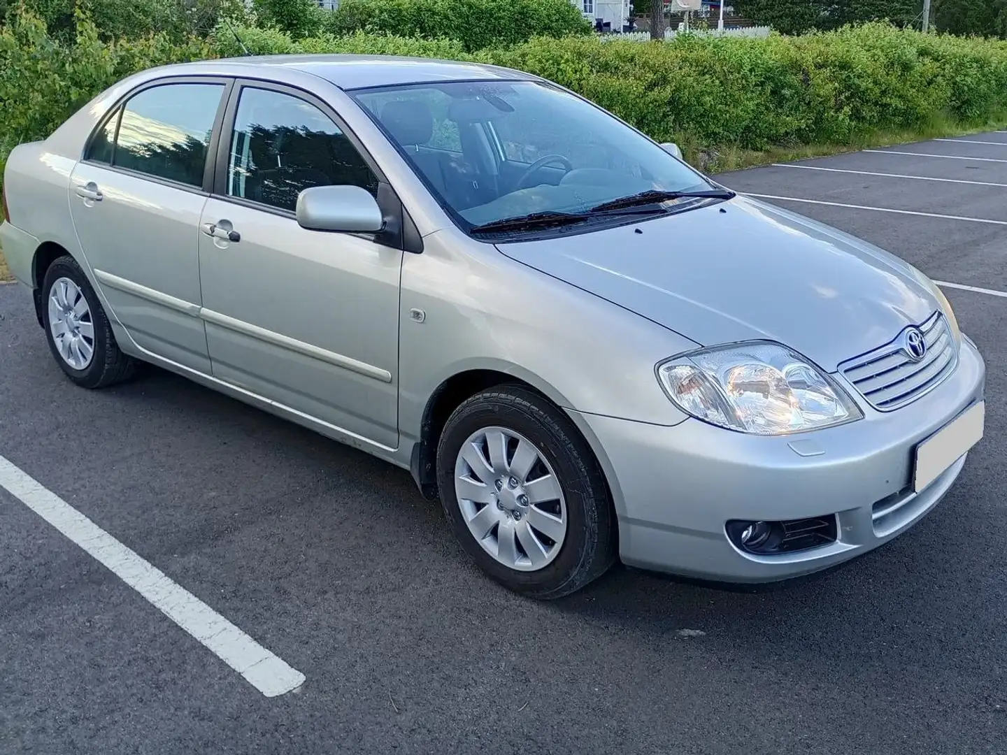Toyota Corolla Année- 2005 Corolla 1.4 ESSENCE - 1