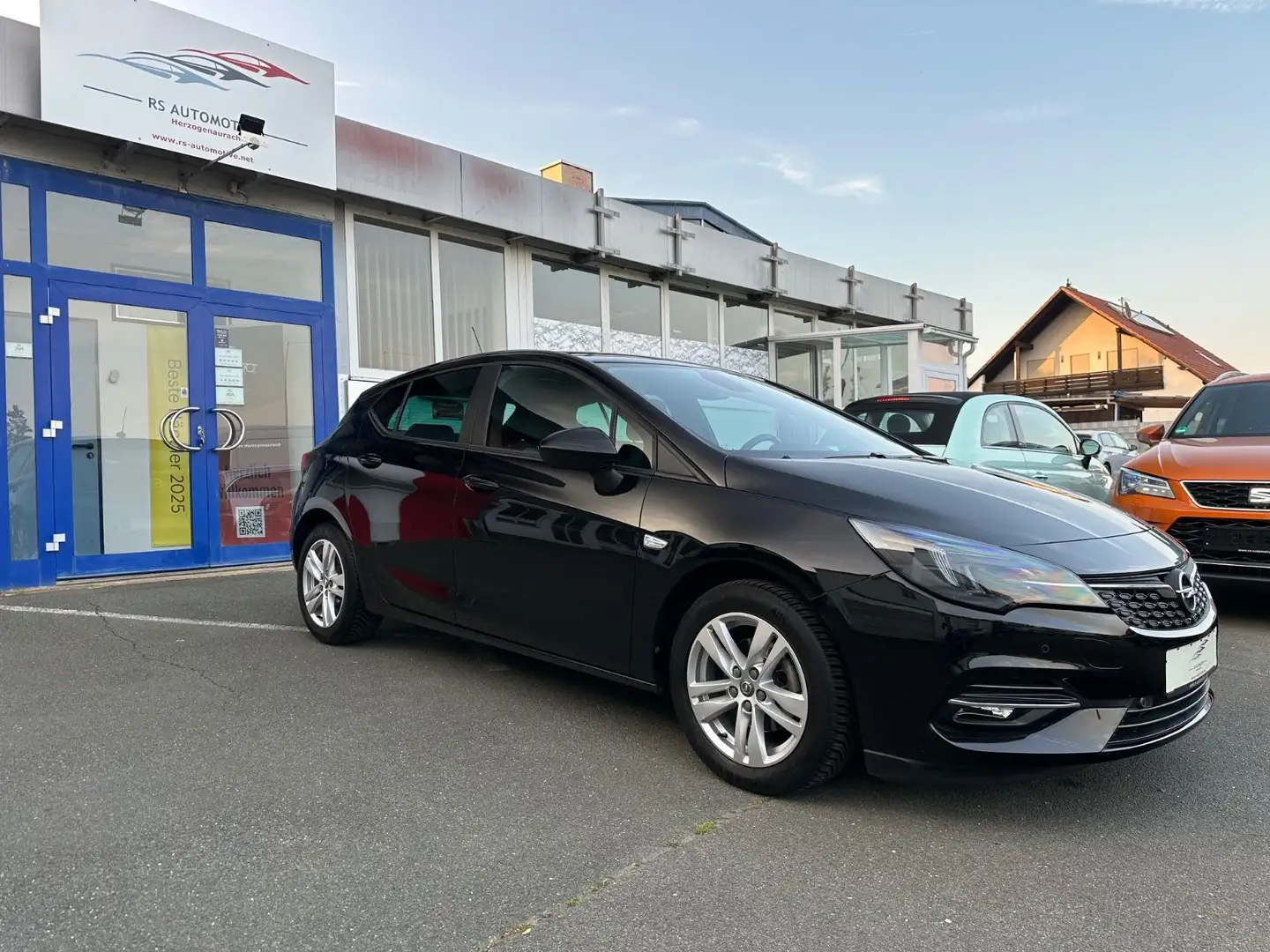 Opel Astra K Lim. 5-trg. Edition*2.Hd*LED*PDC*Navi* Negro - 2