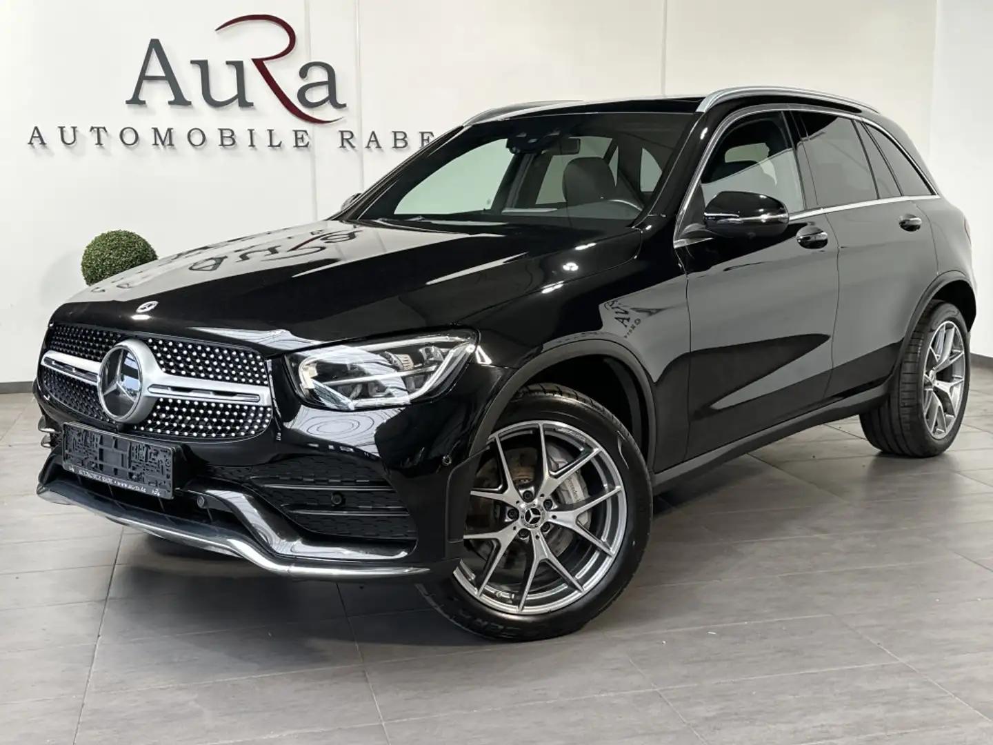Mercedes-Benz GLC 300 4Matic AMG-Line NAV+LED+AHK+PANO+20ZOLL Noir - 2