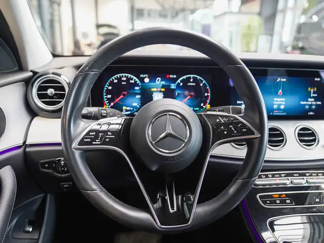 Mercedes-Benz E-Class view 15