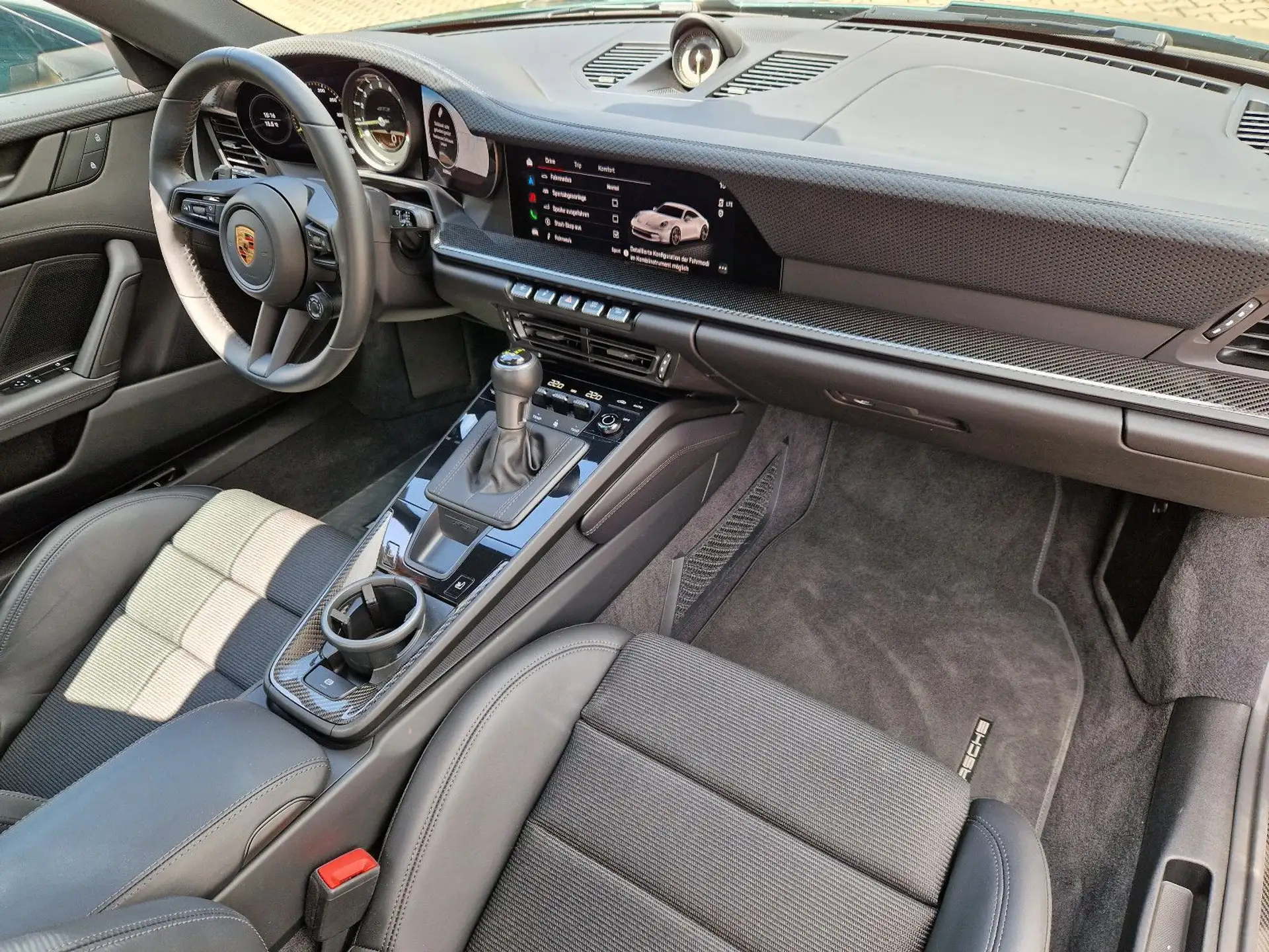 포르쉐 911 GT3 Touring 2023 청록 사진 8