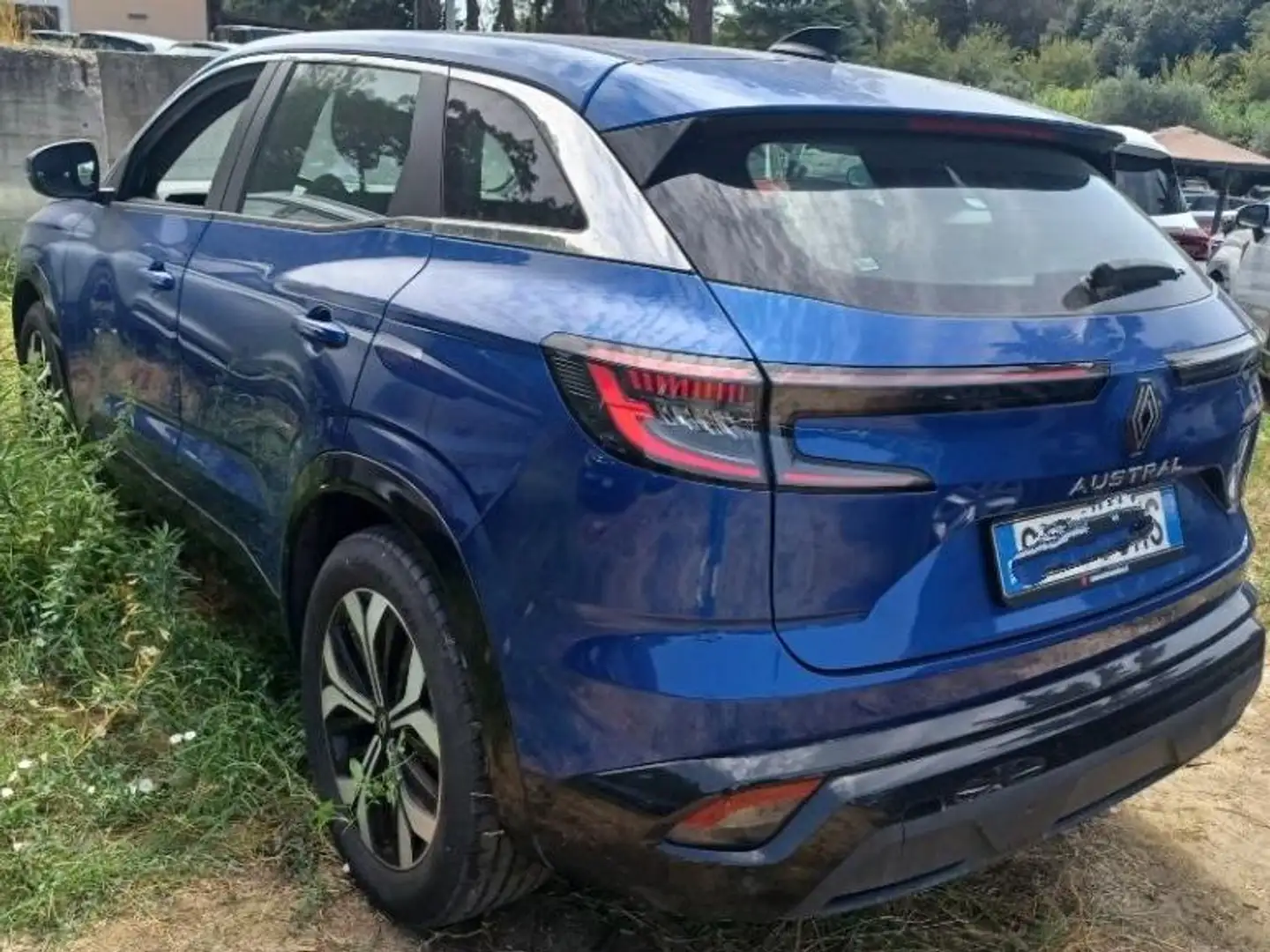 Renault Austral 2023 1.2 mild hybrid advanced Equilibre 130cv Blau - 2