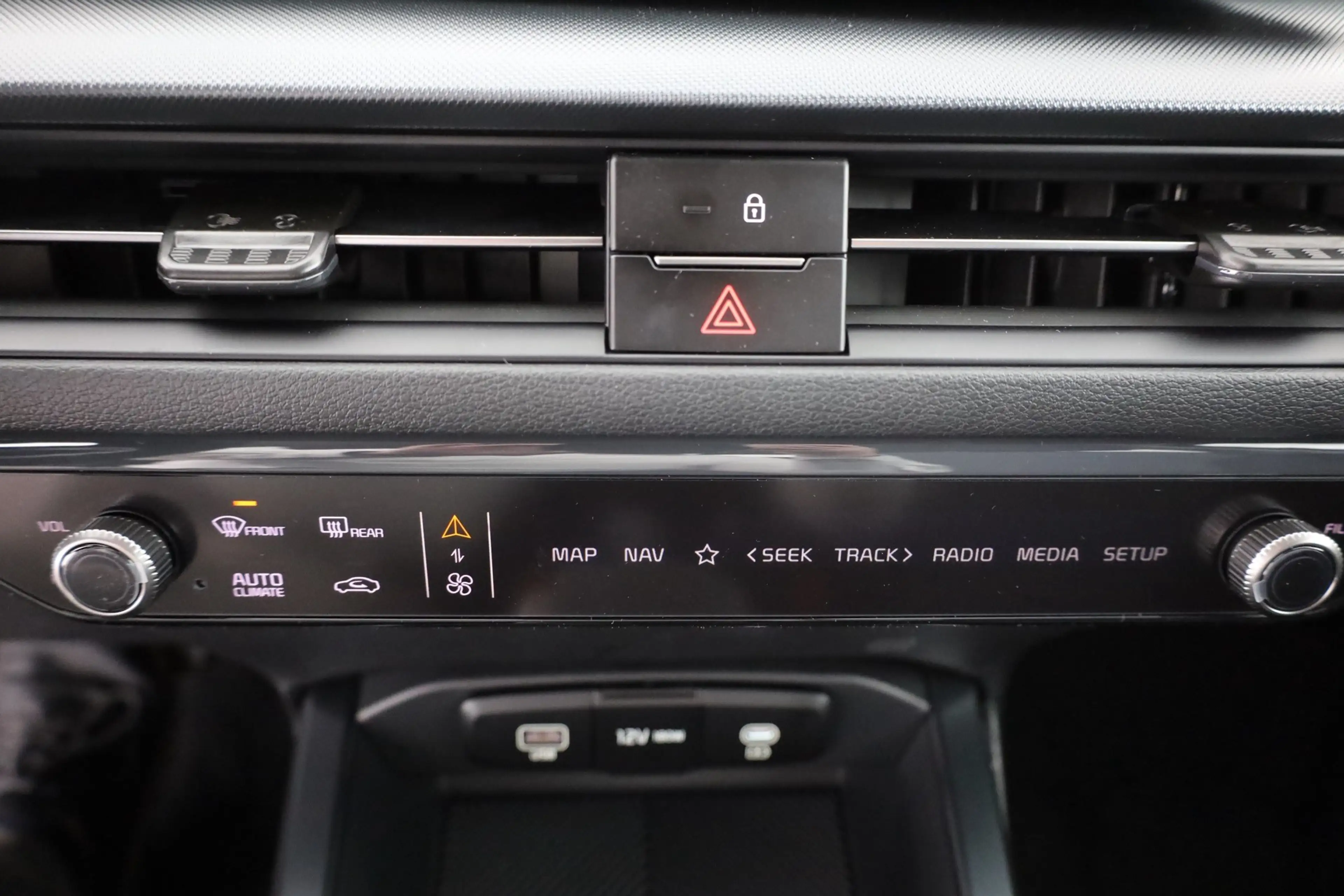 Kia XCeed 1.6 T-GDI Aut. n. Modell LED Navi Kamera — photo 12