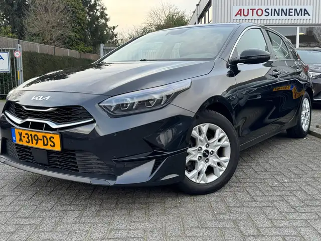 Kia Ceed / cee'd 1.0 T-GDi DynamicLine | All Season | Apple Carplay