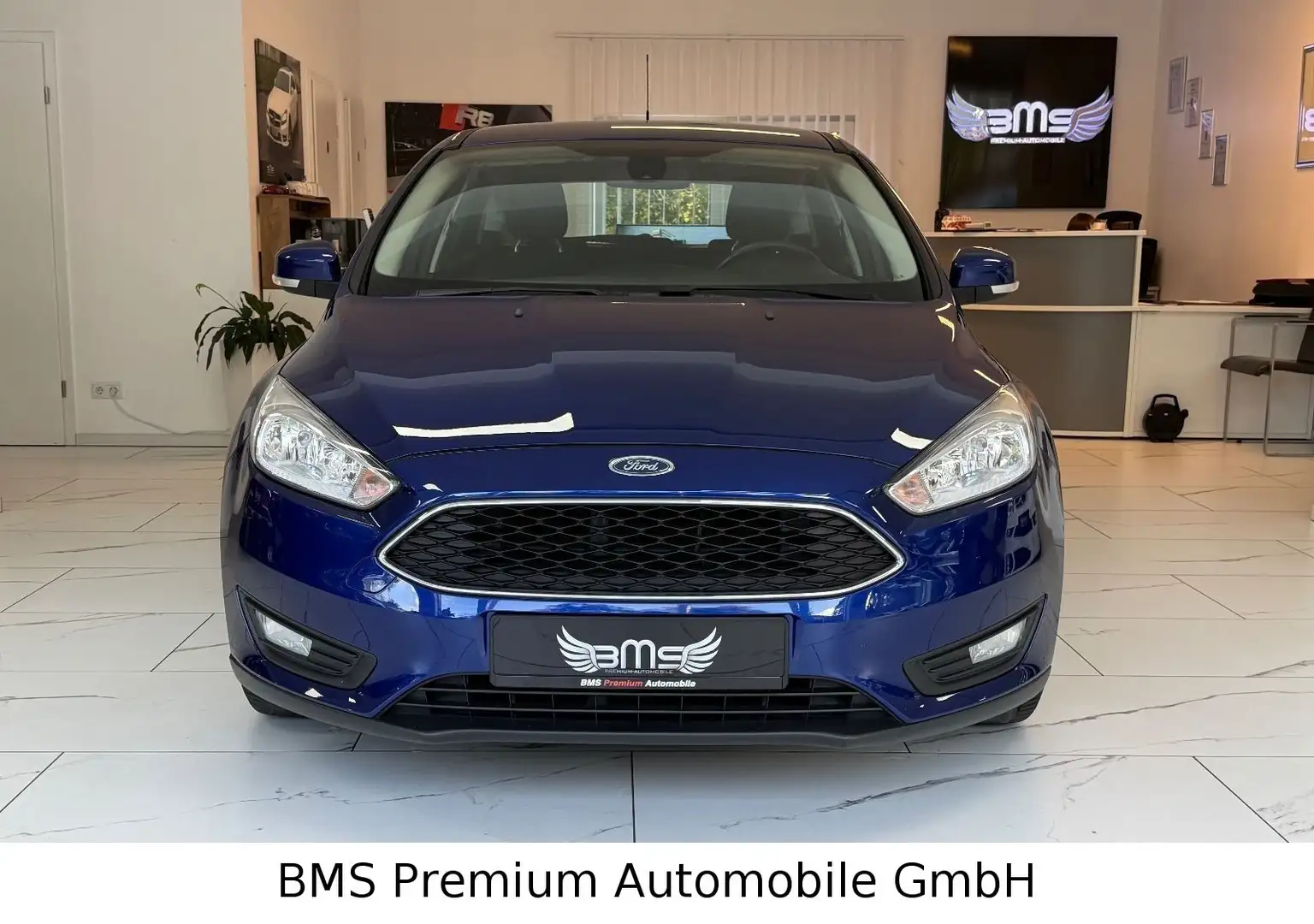 Ford Focus Lim. Garantie bis 11.2026 Bleu - 1