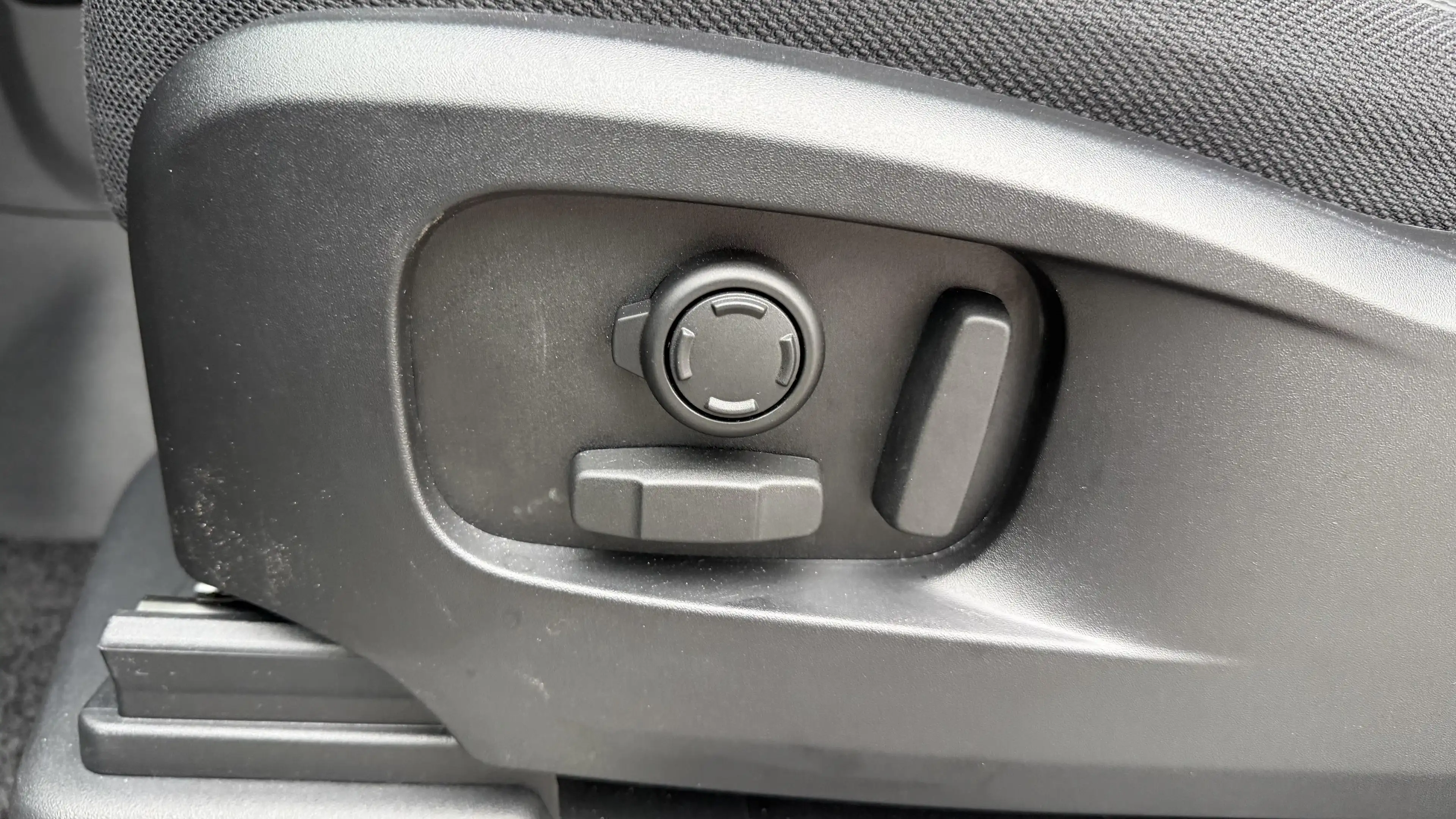 Land Rover Defender 90 P425 X Lichte Vracht mogelijk — photo 11