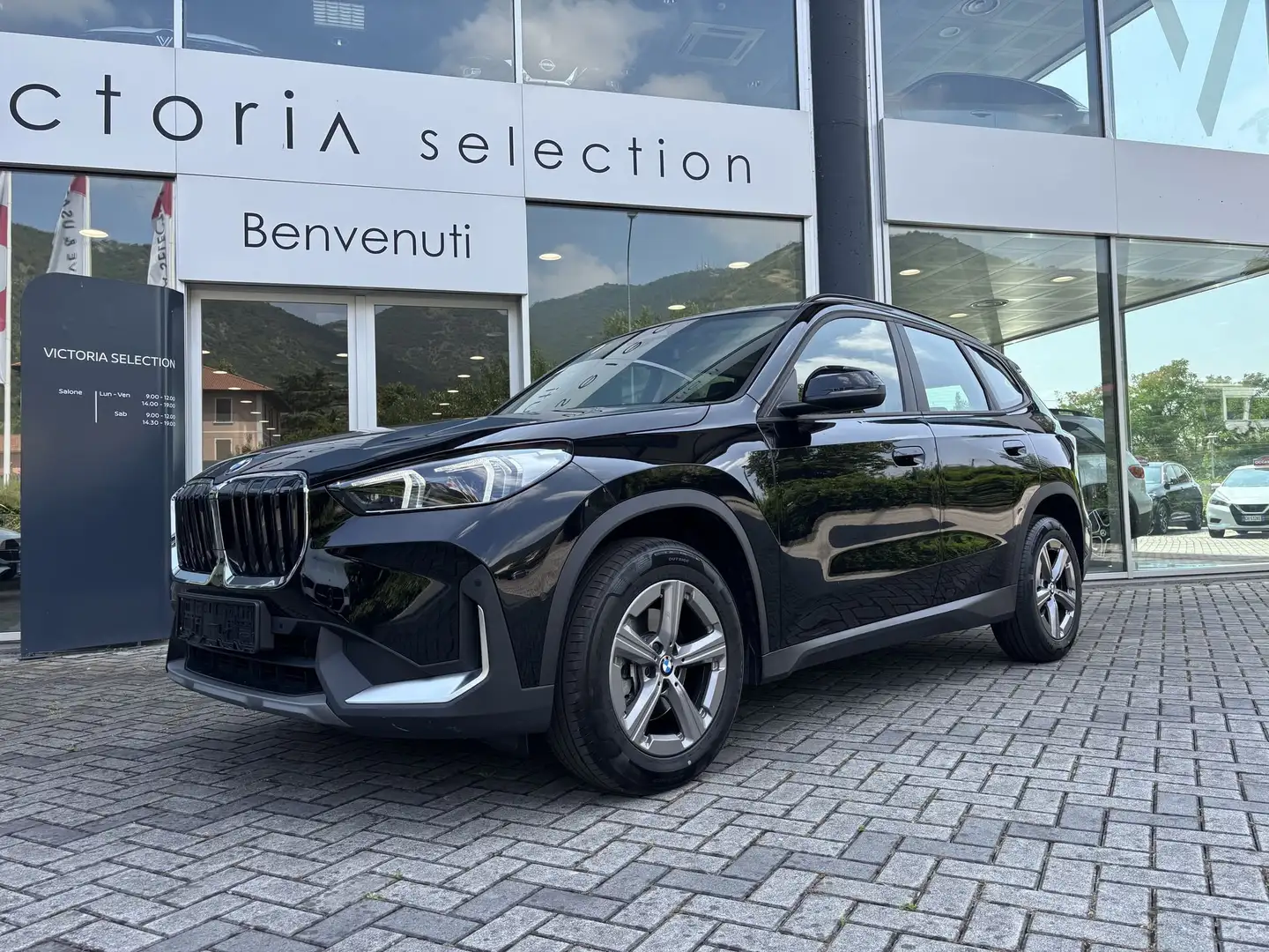 BMW X1 SDRIVE 18I 136 CV C.AUTOMATICO CARPLAY RETROCAMER Noir - 2