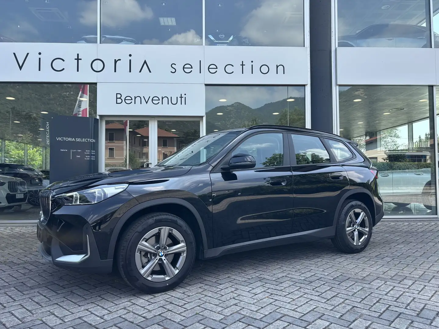 BMW X1 SDRIVE 18I 136 CV C.AUTOMATICO CARPLAY RETROCAMER Noir - 1