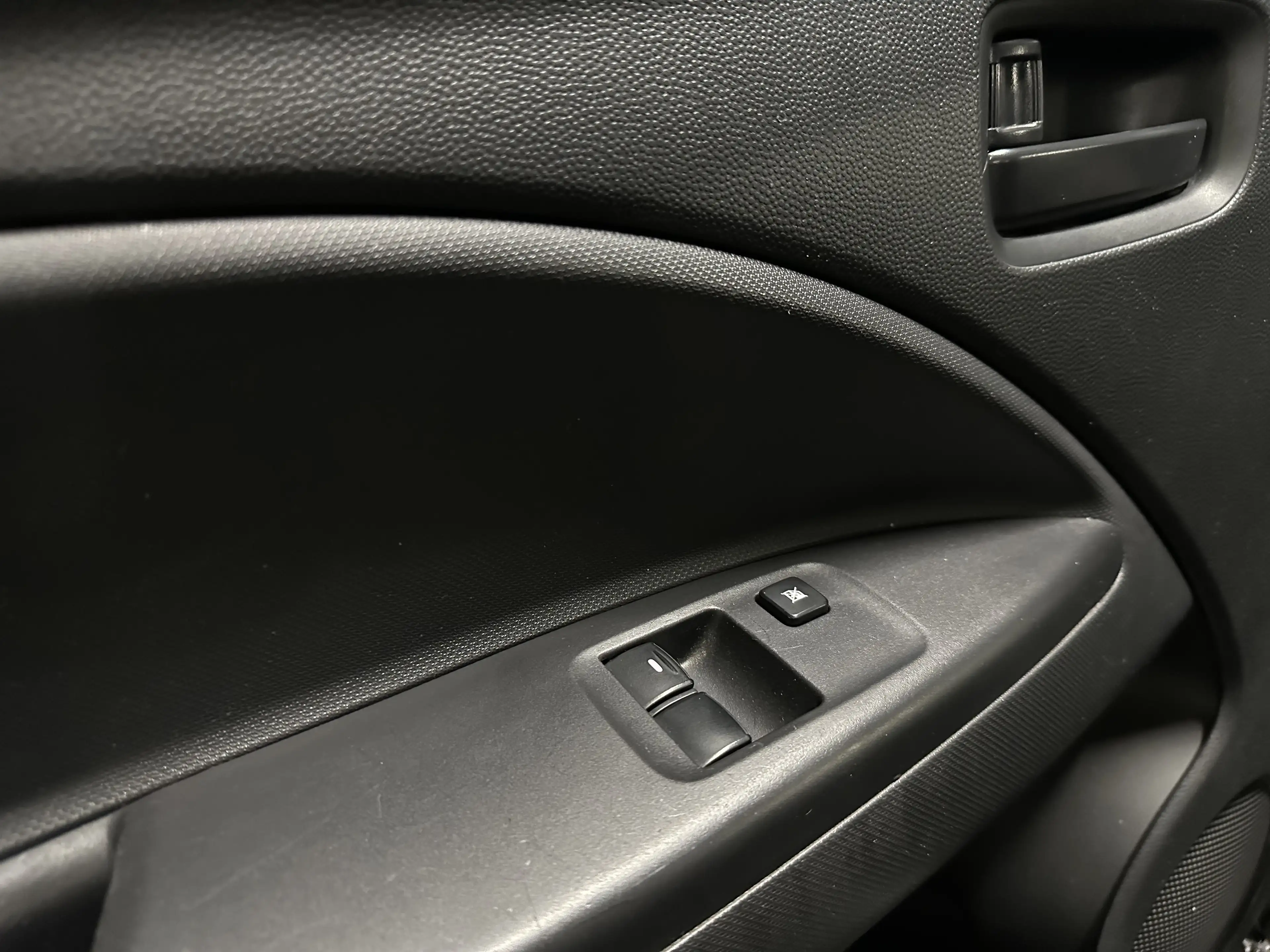 Mitsubishi Space Star 1.0 | Cool+ 5-Drs | Airco — photo 17