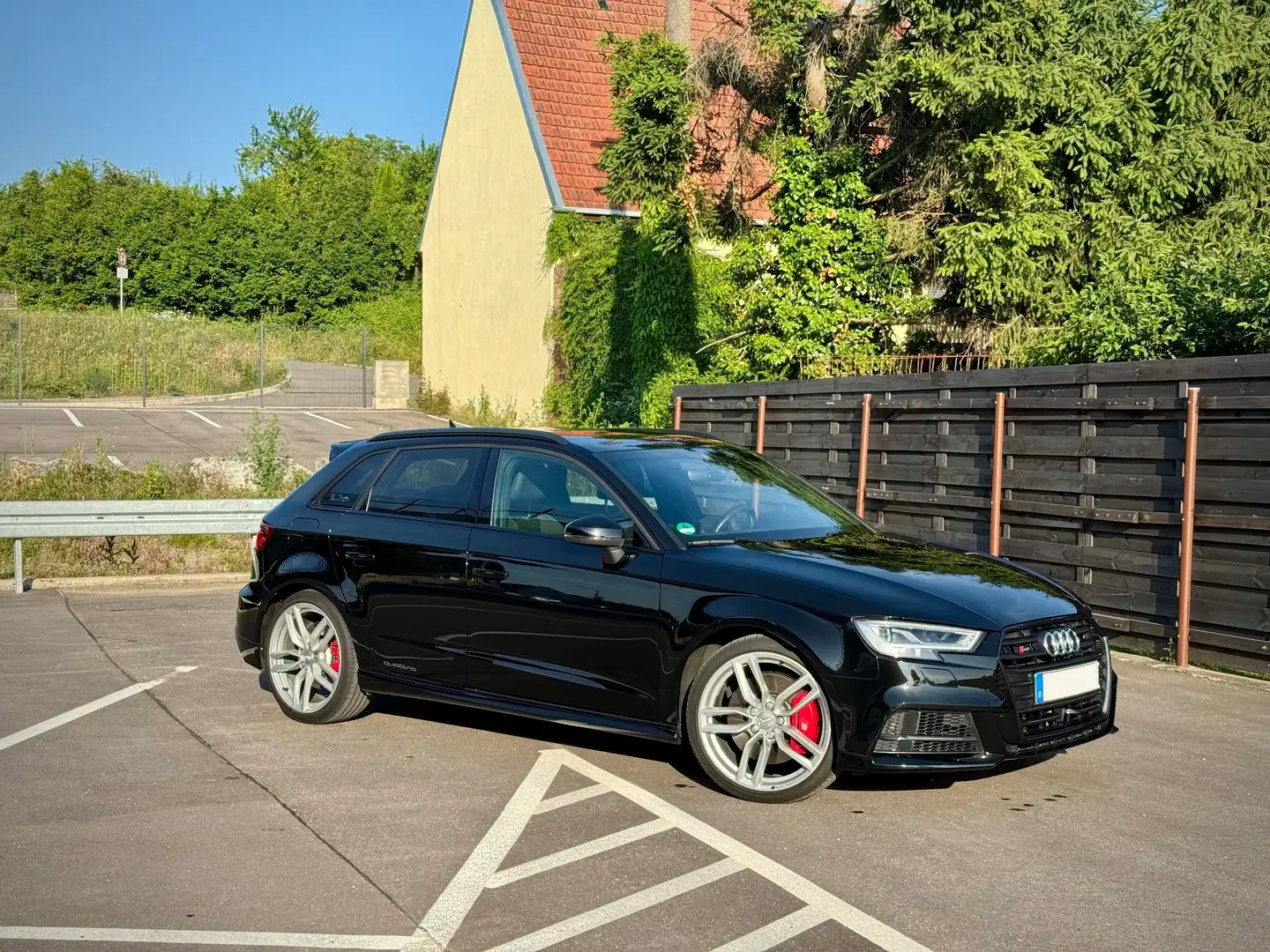 Audi S3 S3 TFSI Sportback S tronic Schwarz - 1