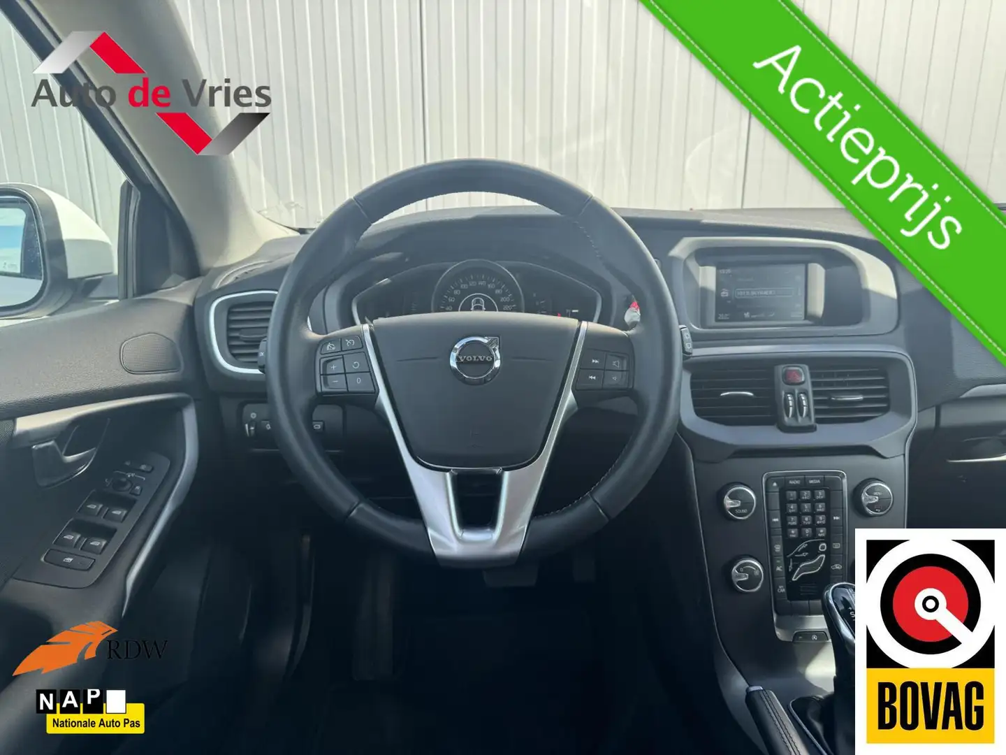 Volvo V40 1.5 T2 Polar|Dealeronderhouden|LED|NL-Auto Blanc - 2
