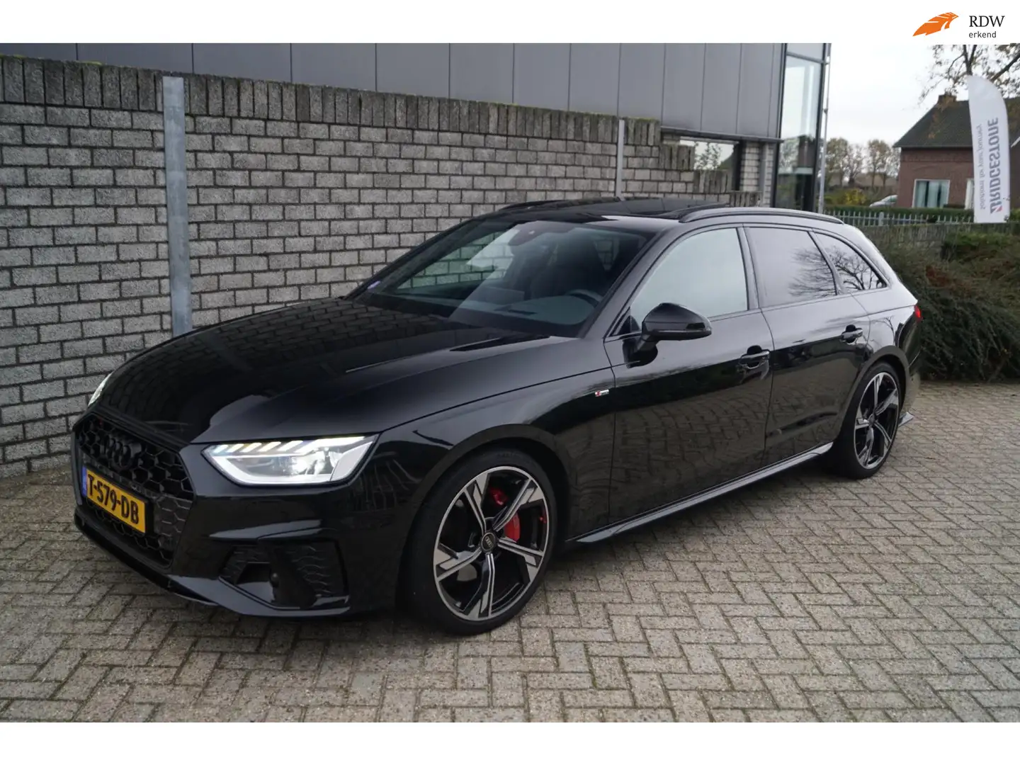 Audi A4 Avant 40 TFSI S Edition Autom Leder/Alcantara Spor Noir - 1