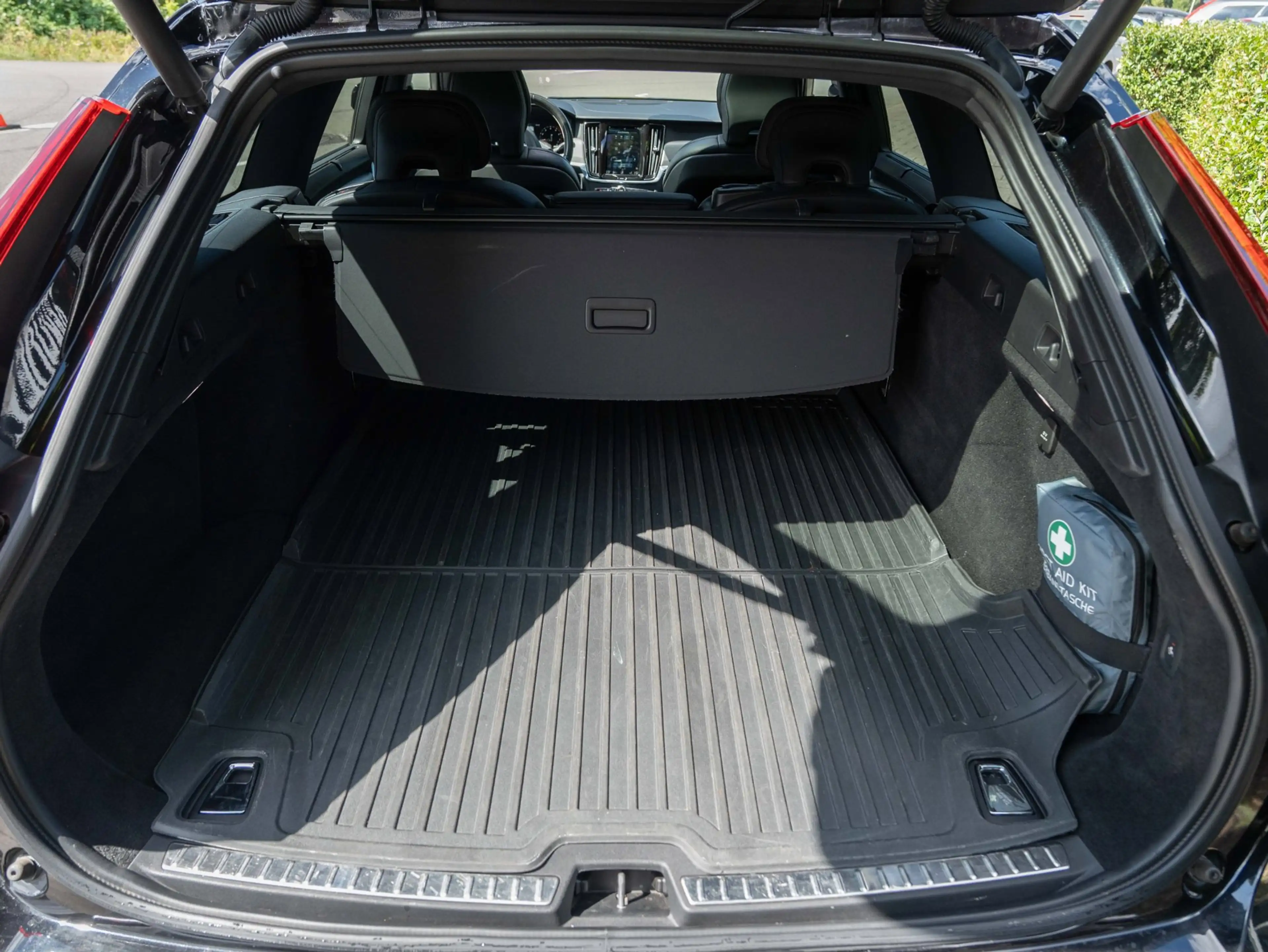 Volvo V90 2.0 T4 Inscription - MASSAGE - FULL OPTION - PANOR — photo 9