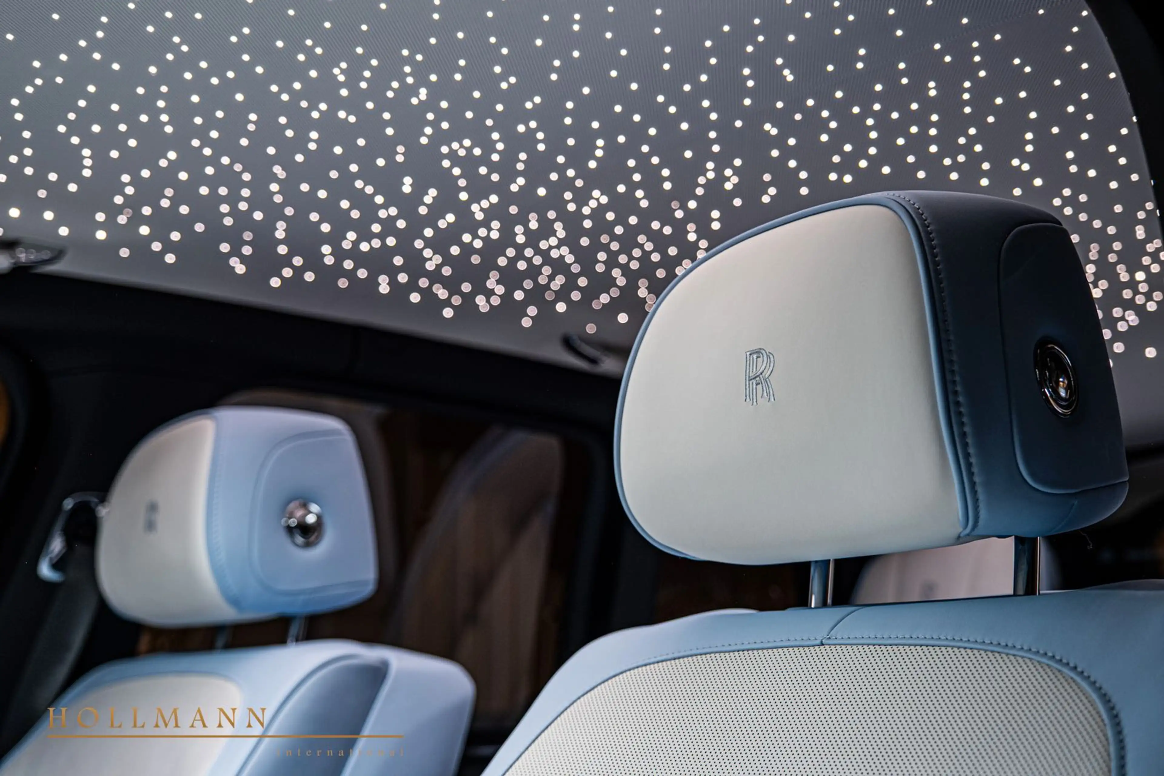Rolls-Royce Cullinan SERIES II +BLACK BADGE+ 4 SEATS + TV — photo 12