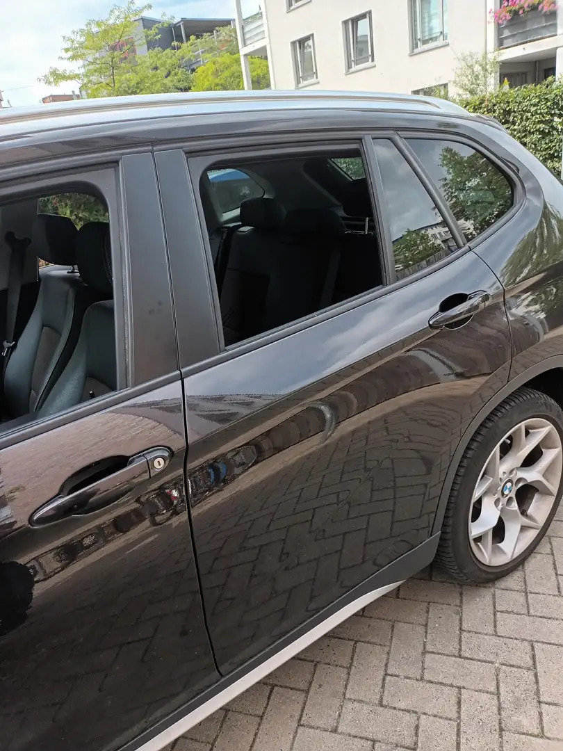 BMW X1 sDrive20i - 1