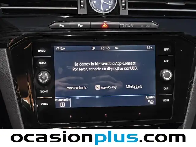 Volkswagen Arteon view 8
