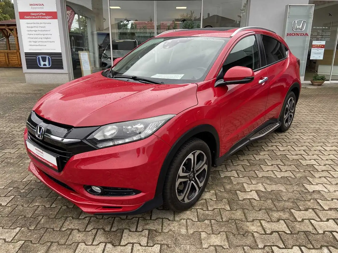 Honda HR-V 1.5 Automatik Executive / Allwetterreifen Rot - 2