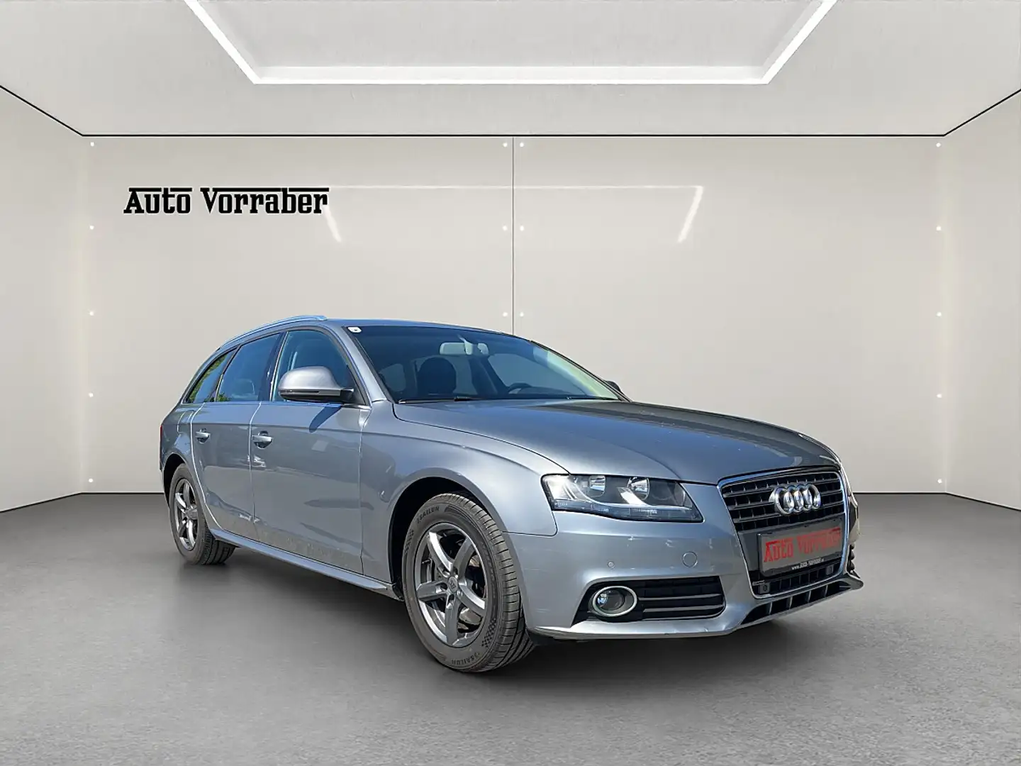 Audi A4 Avant 1,8 TFSI Aut. Grau - 2