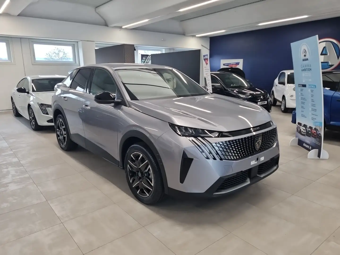 Peugeot 3008 Hybrid 136 e-DCS6 Allure - KM0 Grigio - 2
