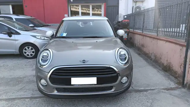 MINI Cooper D Mini IV F55 2019 5p 5p 1.5 Hype auto