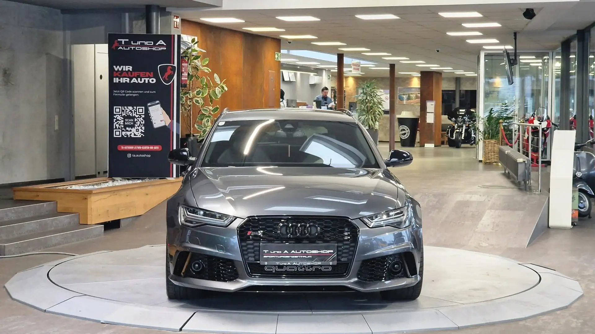 Audi RS6 4.0 TFSI quattro performance S-Tronic *BOSE*21Zoll Grau - 2