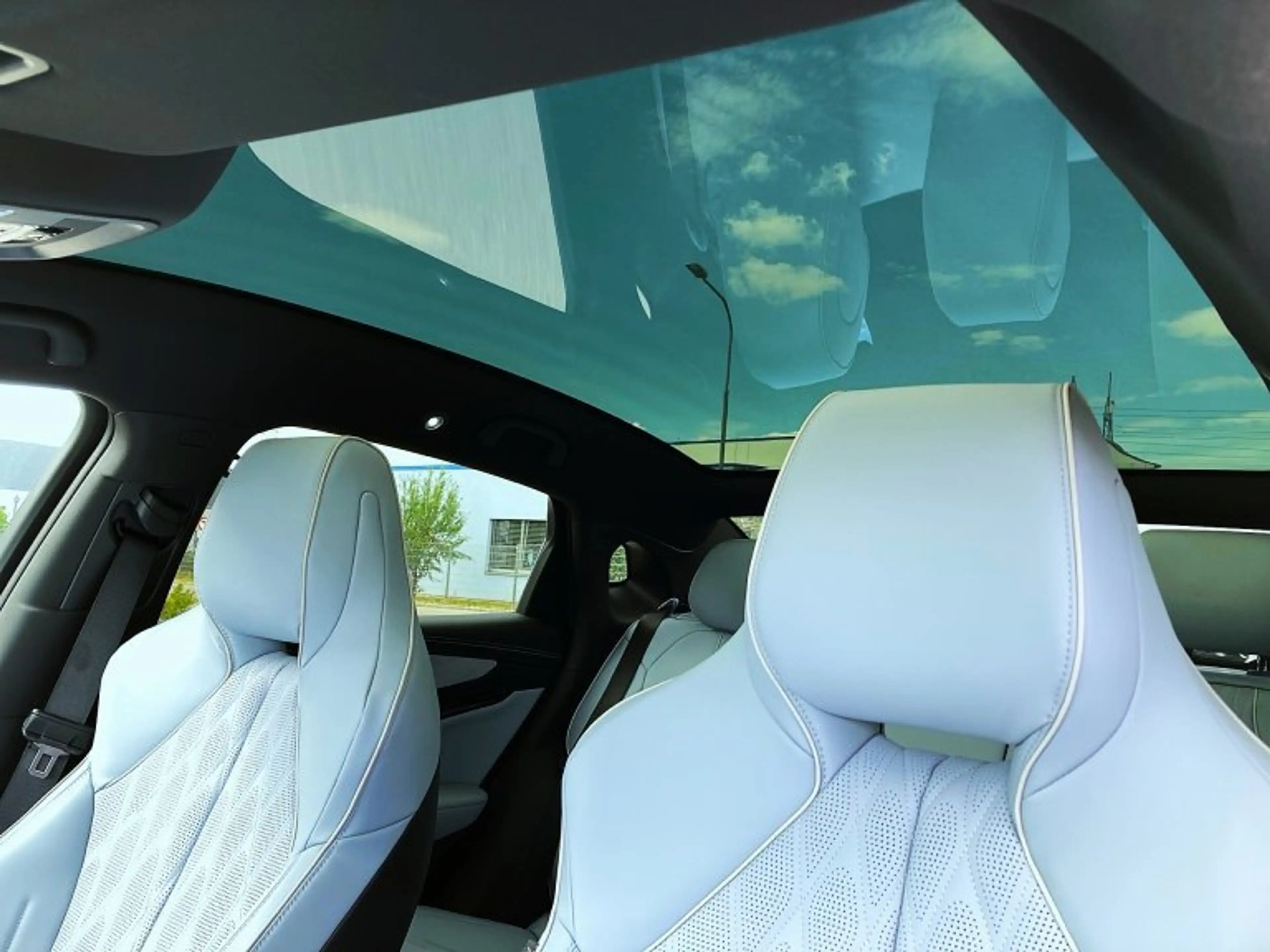BYD Seal Excellence AWD MY26 — photo 14
