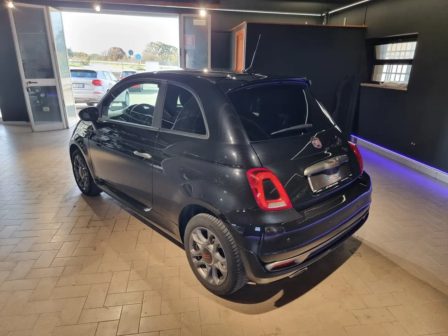 Fiat 500 1.3 mjt S 95cv Zwart - 2