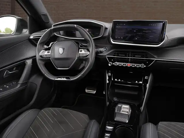 Peugeot 2008 view 13