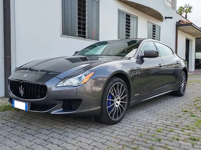 Maserati Quattroporte Quattroporte VI 2013 3.8 V8 GTS auto