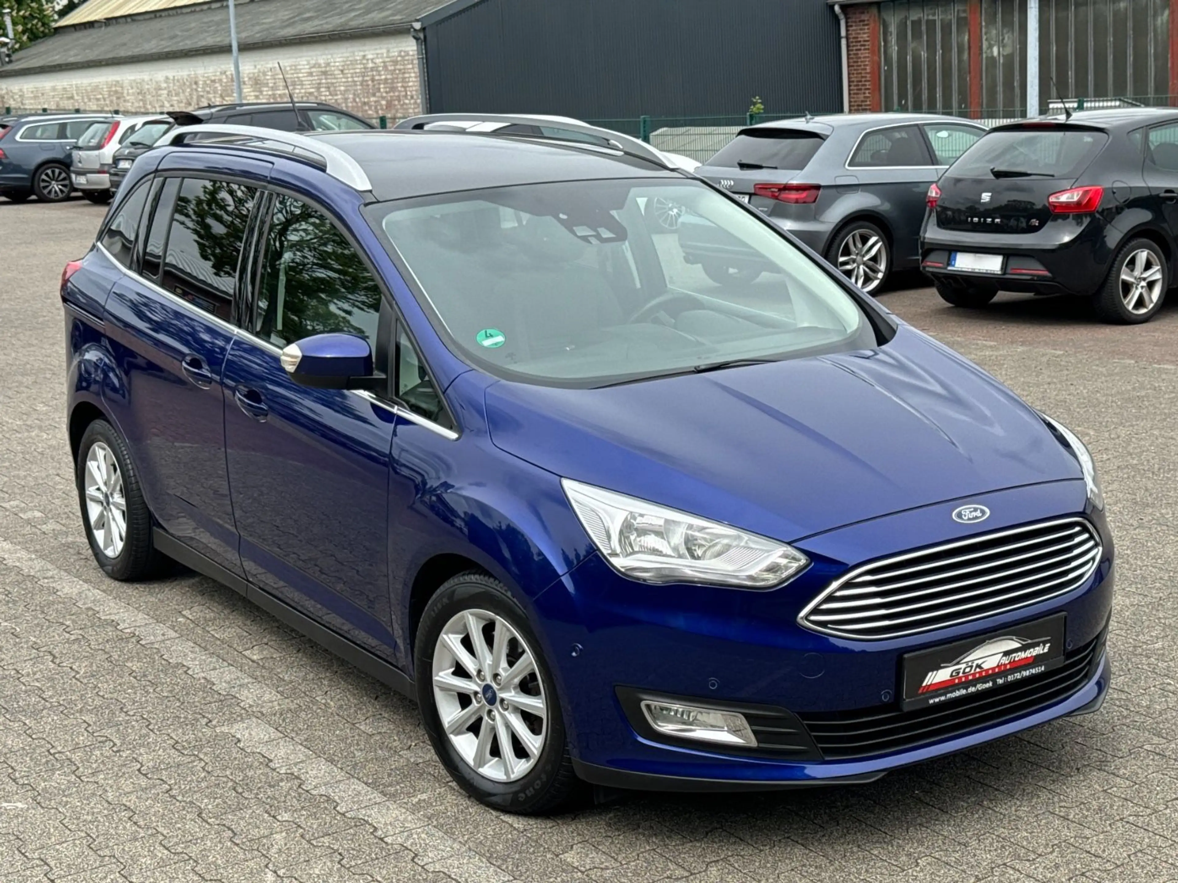 Ford Grand C-Max GRAND C-MAX 1,5 TITANIUM EURO6 150PS PANO KAMERA — photo 3