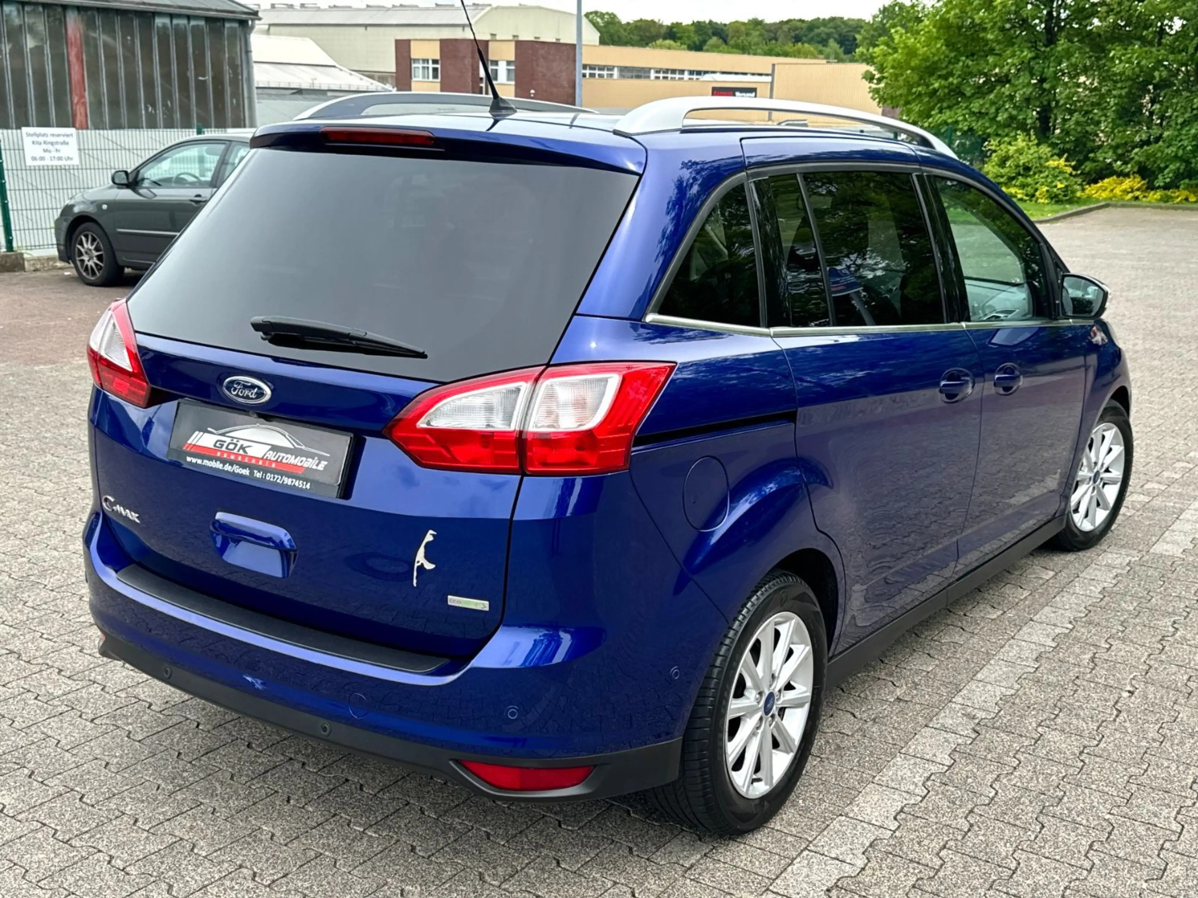 Ford Grand C-Max GRAND C-MAX 1,5 TITANIUM EURO6 150PS PANO KAMERA — photo 4