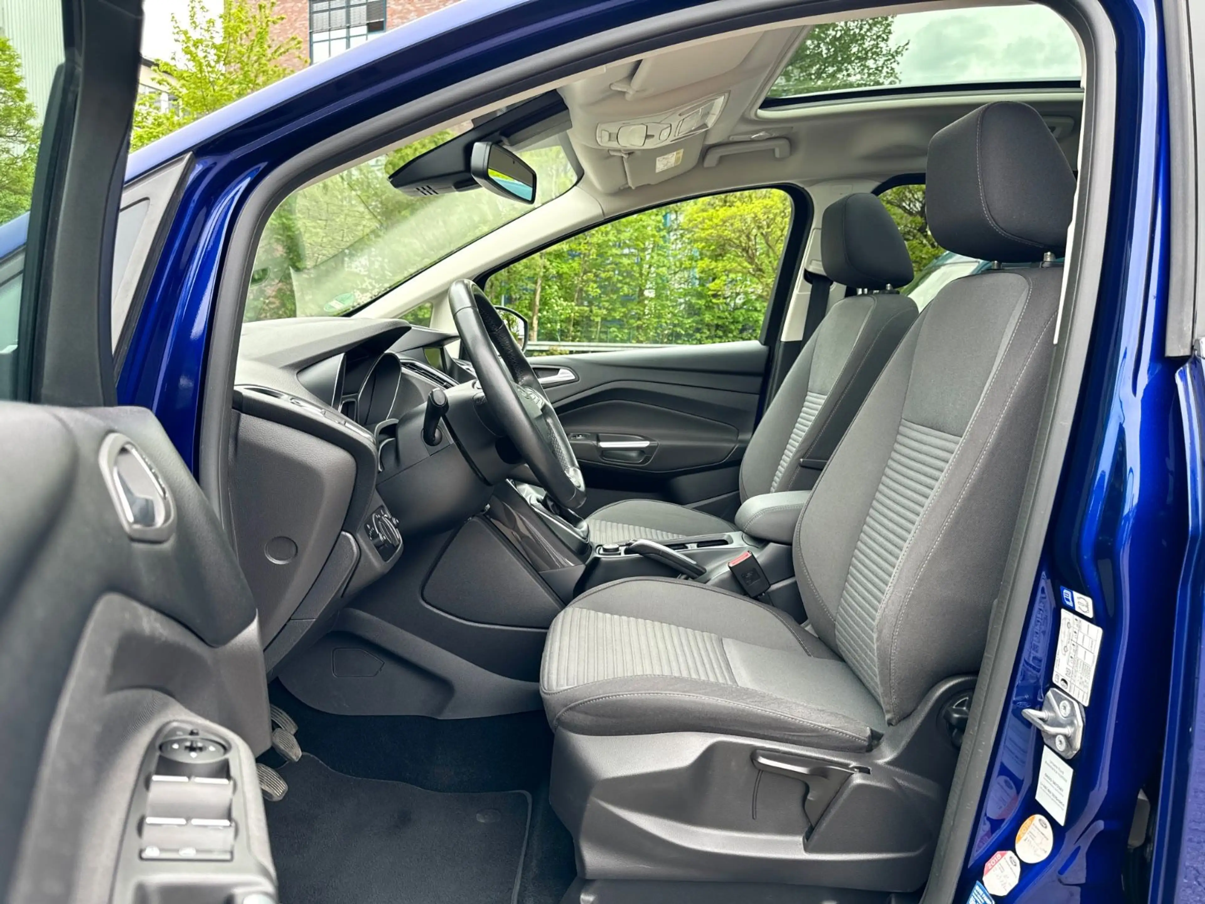 Ford Grand C-Max GRAND C-MAX 1,5 TITANIUM EURO6 150PS PANO KAMERA — photo 11