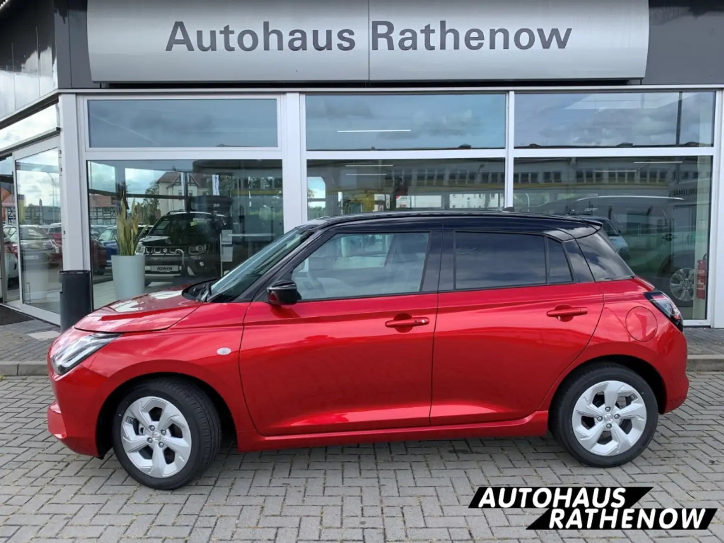 Suzuki Swift 1.2 Dualjet Hybrid Comfort LED DAB SHZ Navi ACC Ap Rouge - 1