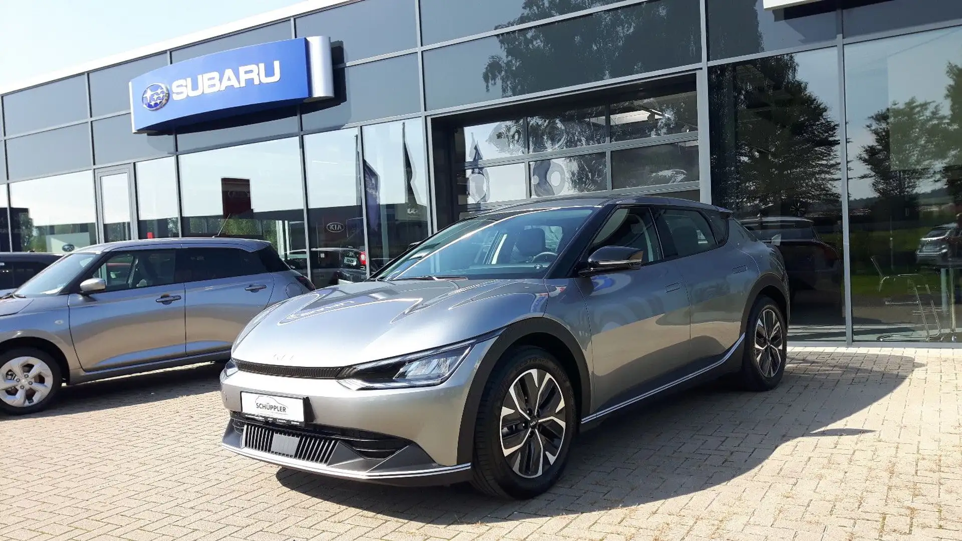 Kia EV6 Basis RWD 77,4  kWh WP Grau - 1