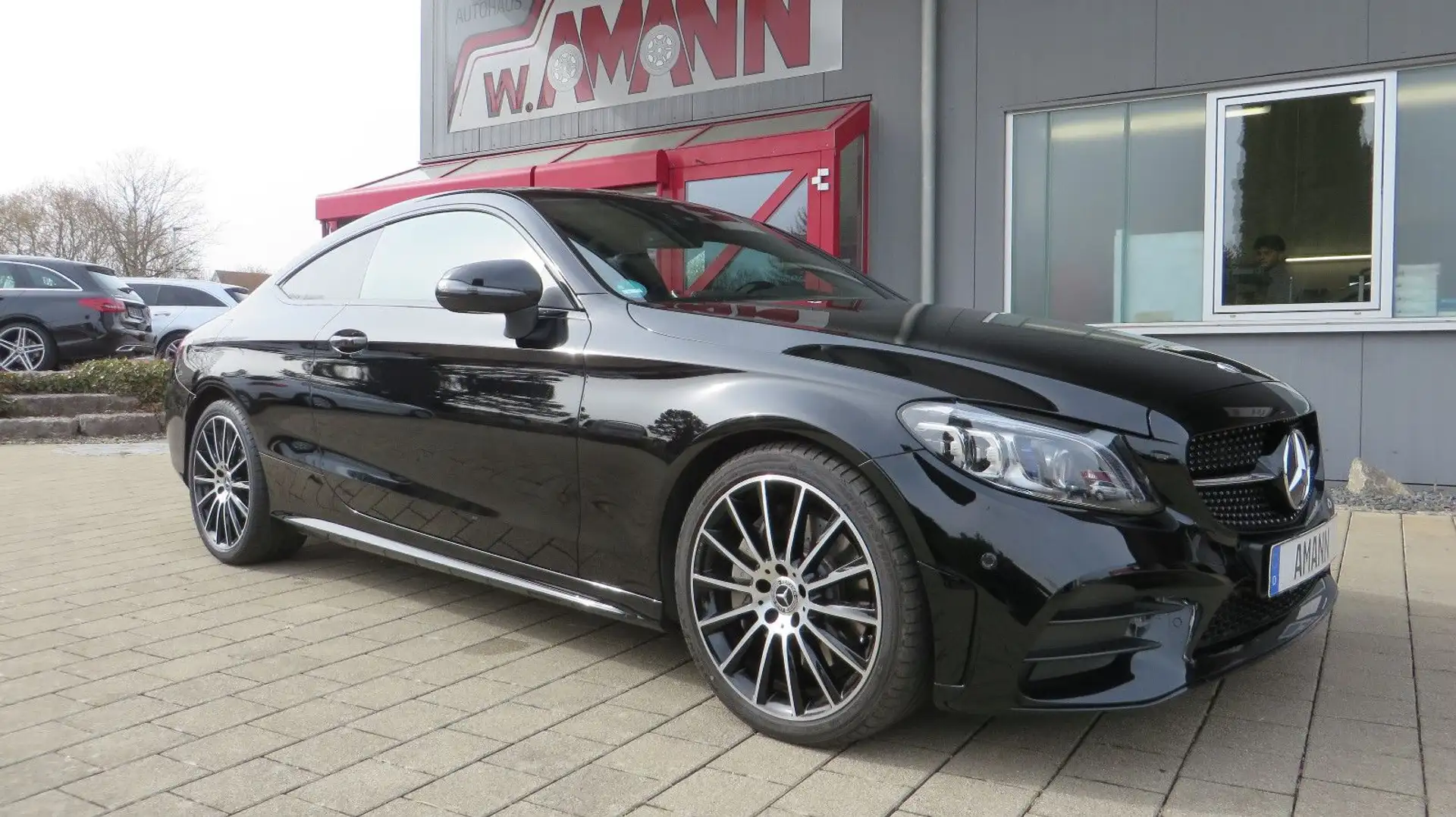 Mercedes-Benz C 300 Pano Navi AMG Voll! Nigh Paket Fekete - 1