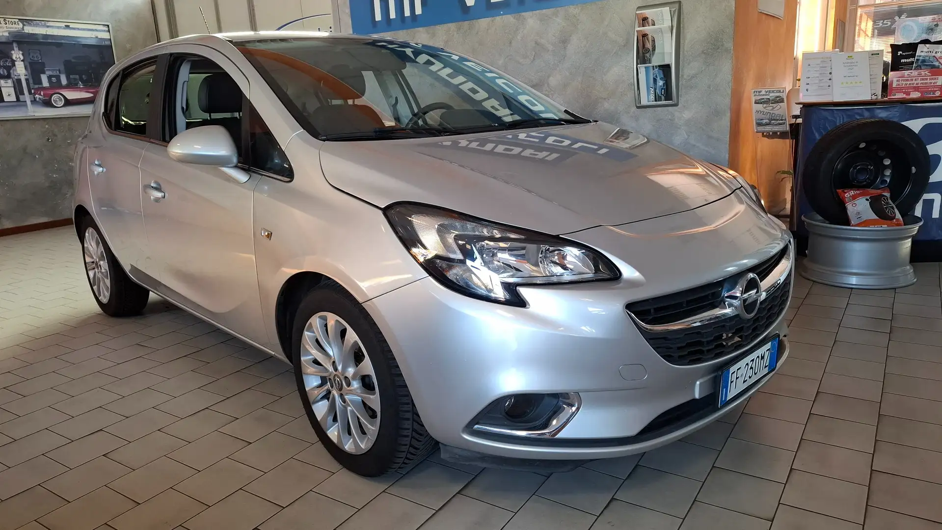 Opel Corsa Corsa V 2015 5p 1.4 Innovation (cosmo) 90cv my16 Argento - 1