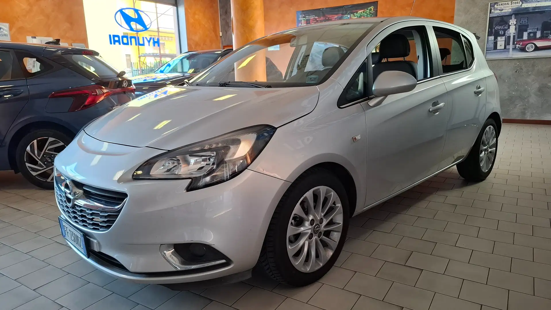 Opel Corsa Corsa V 2015 5p 1.4 Innovation (cosmo) 90cv my16 Argento - 2