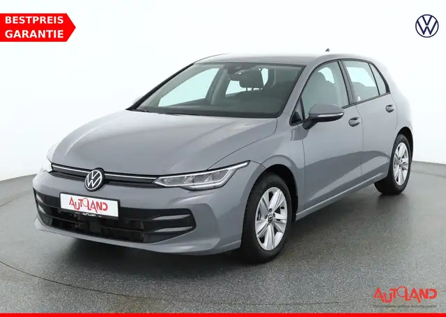 Volkswagen Golf VIII 1.5 TSI Life LED ACC App Connect PDC