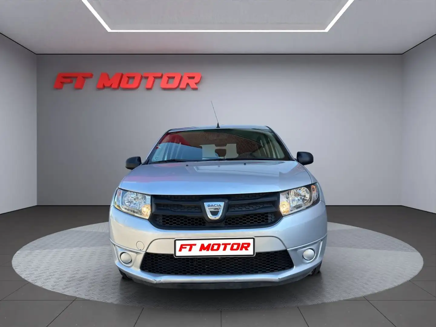 Dacia Sandero Ambiance dCi 75 Gris - 2