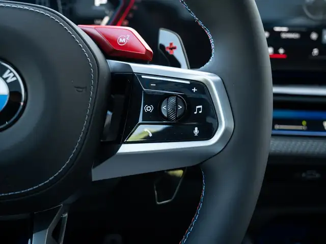 BMW M5 view 18