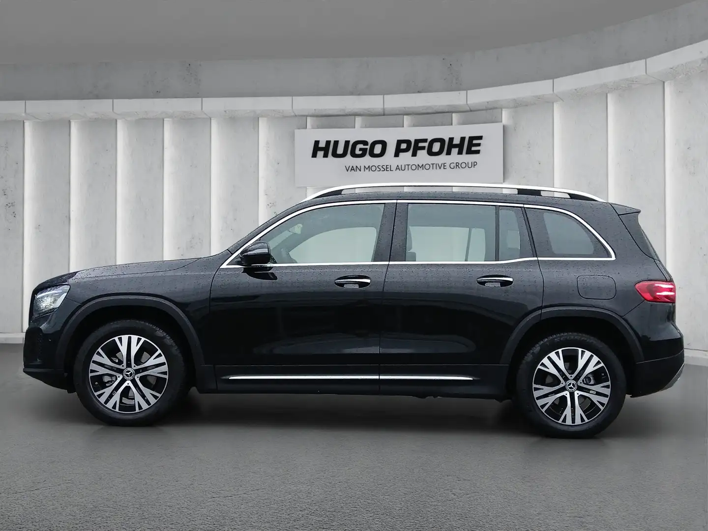 Mercedes-Benz GLB 200 Progressive AUT | LED | NAVI Noir - 2