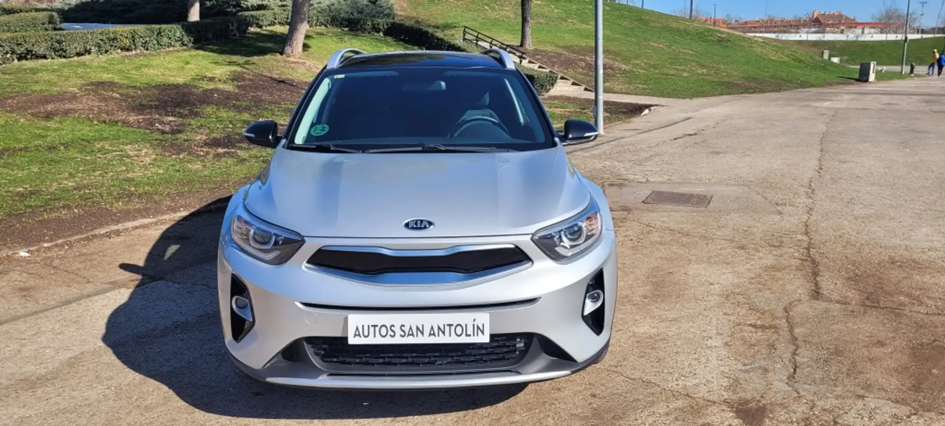 Kia Stonic 1.0 T-GDi MHEV GT Line 100 Grijs - 2