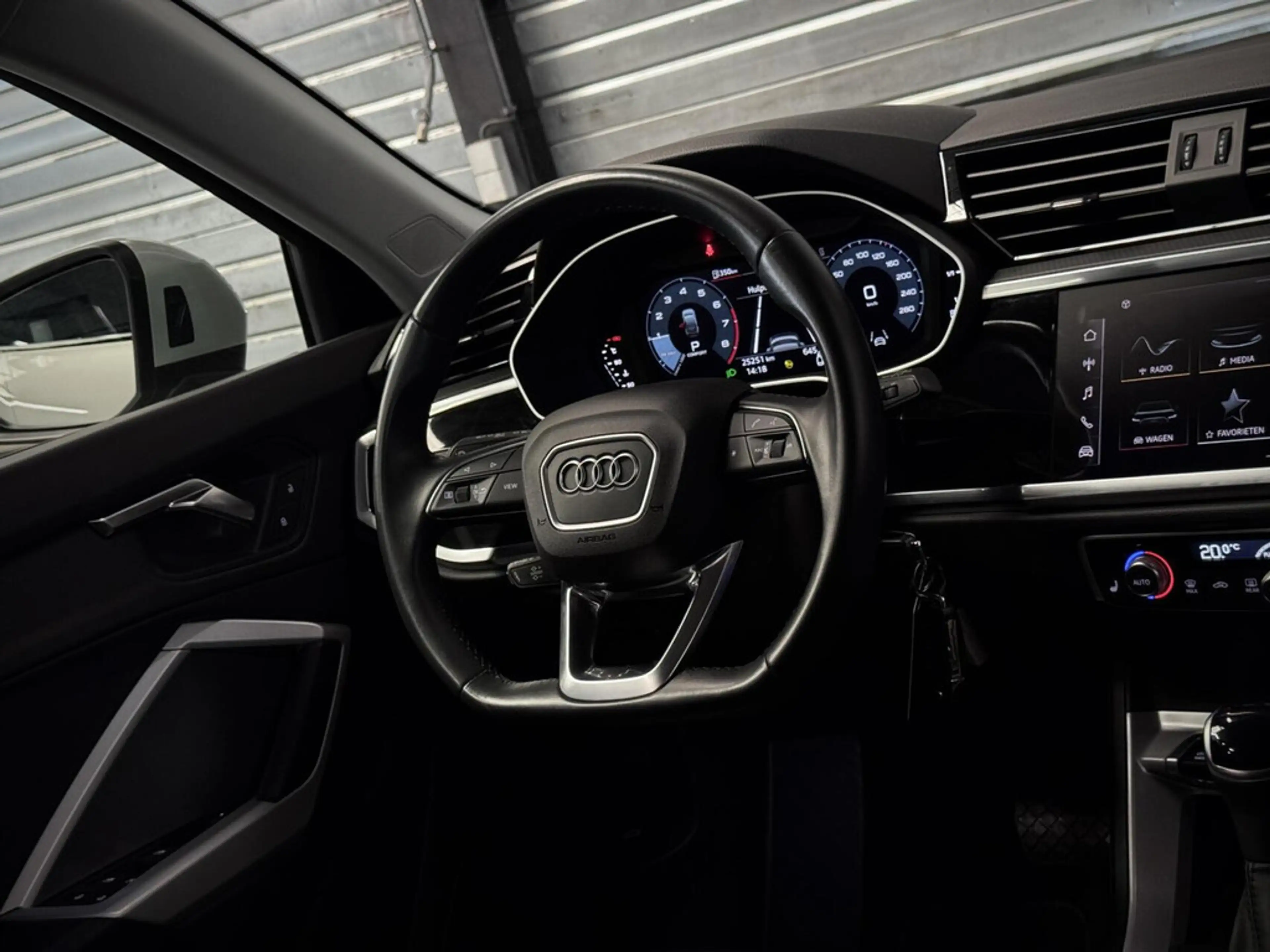 Audi Q3 Sportback 35 TFSI S edition | S-Line | Sonos | LED — photo 28