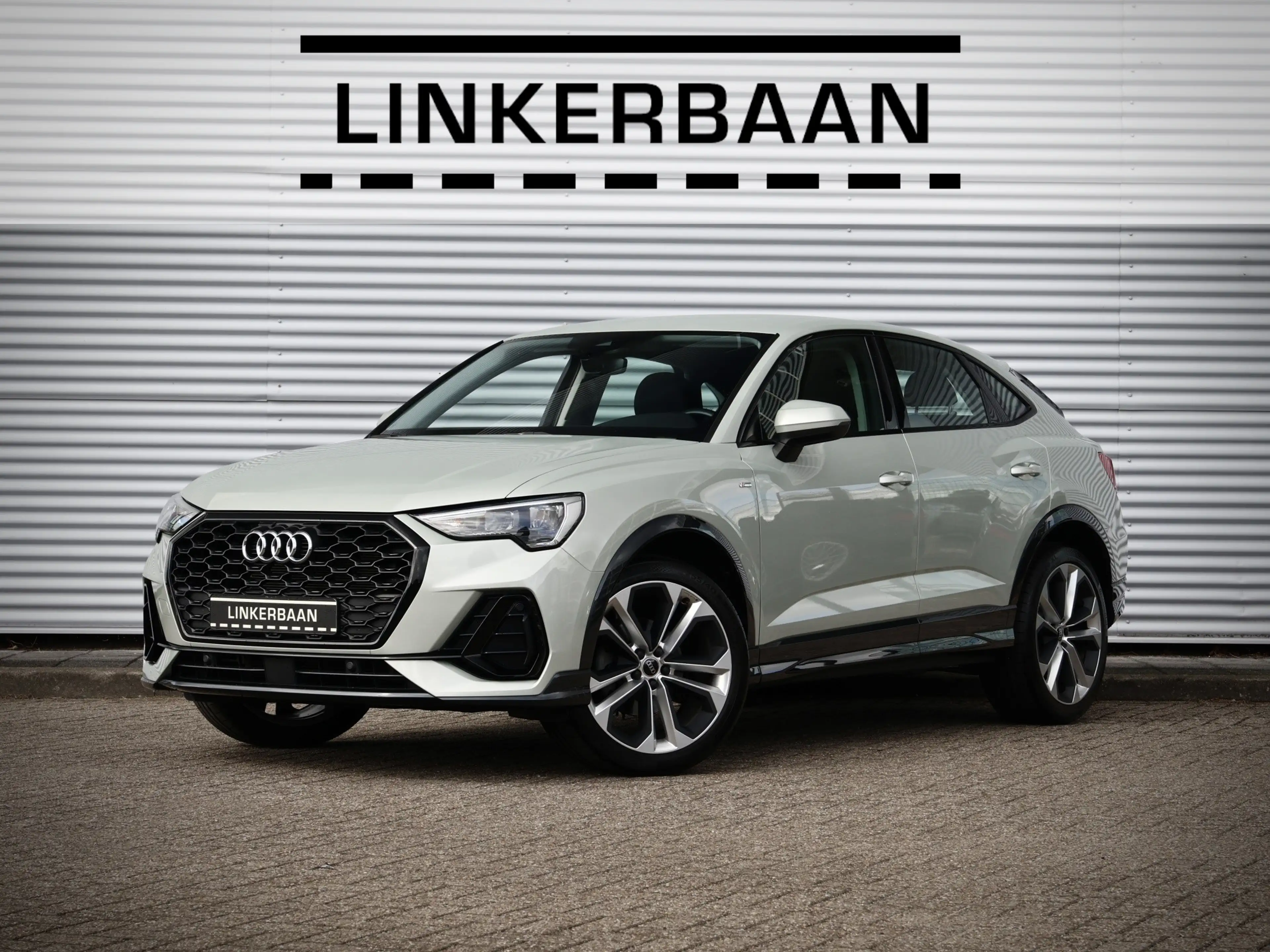 Audi Q3 Sportback 35 TFSI S edition | S-Line | Sonos | LED