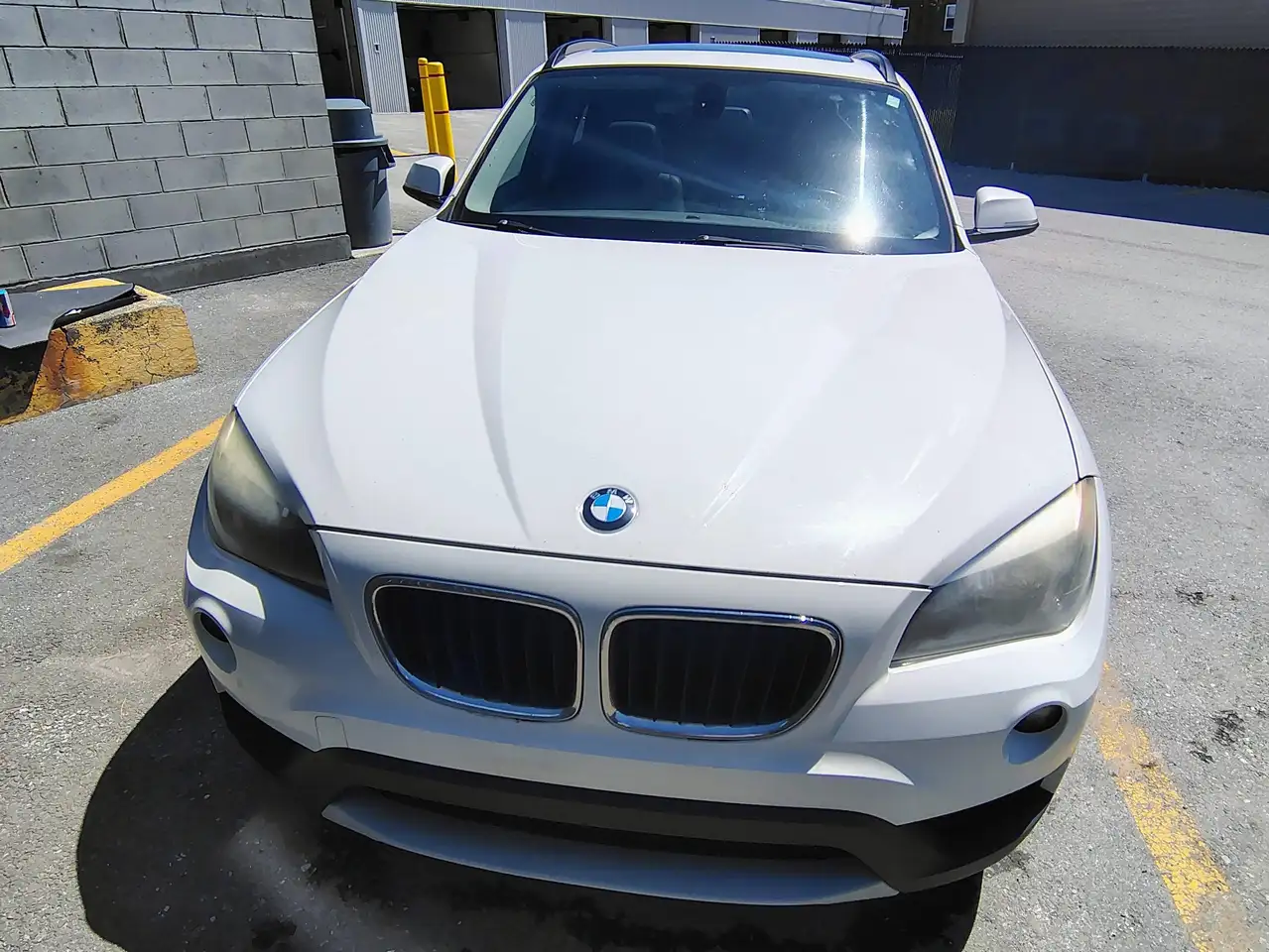 BMW X1 снимка BMW X1