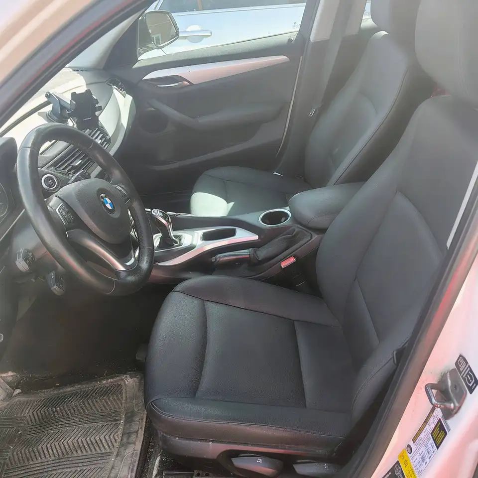 BMW X1 снимка BMW X1