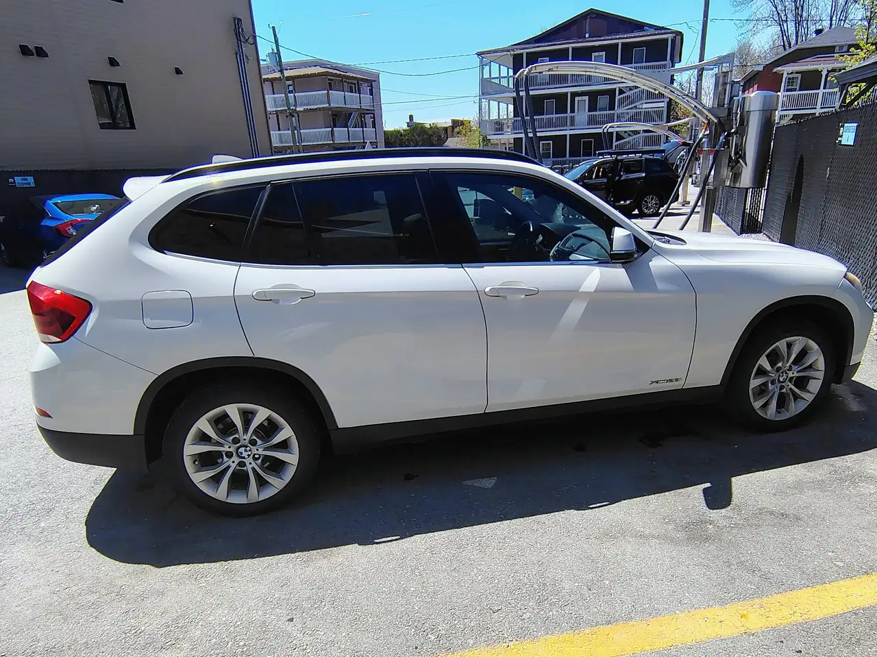 BMW X1 снимка BMW X1